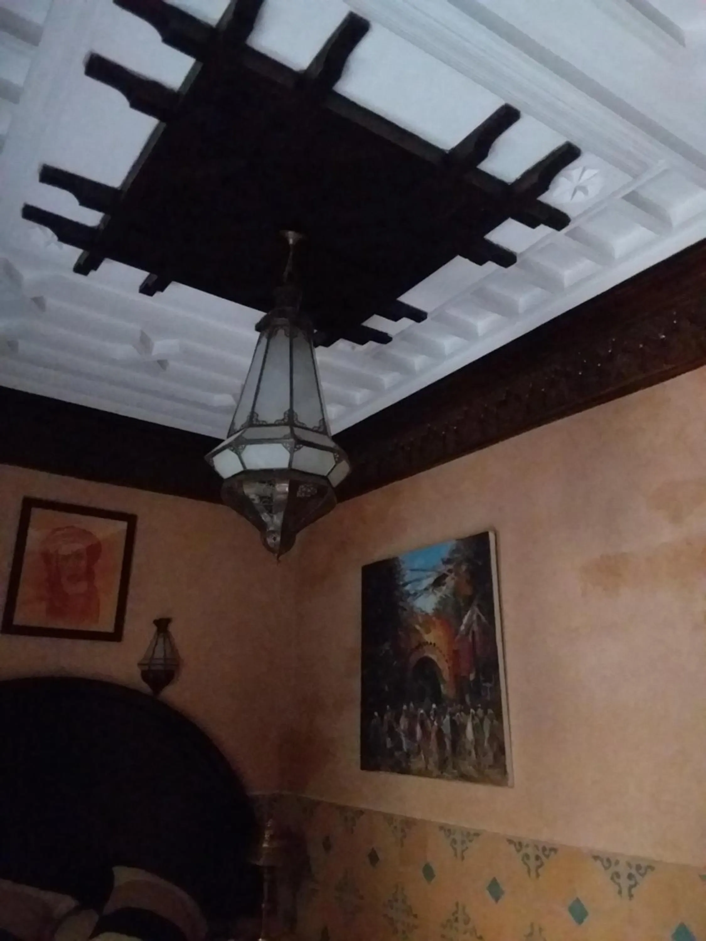 Decorative detail in RIAD MAKENE MOUCHKILL