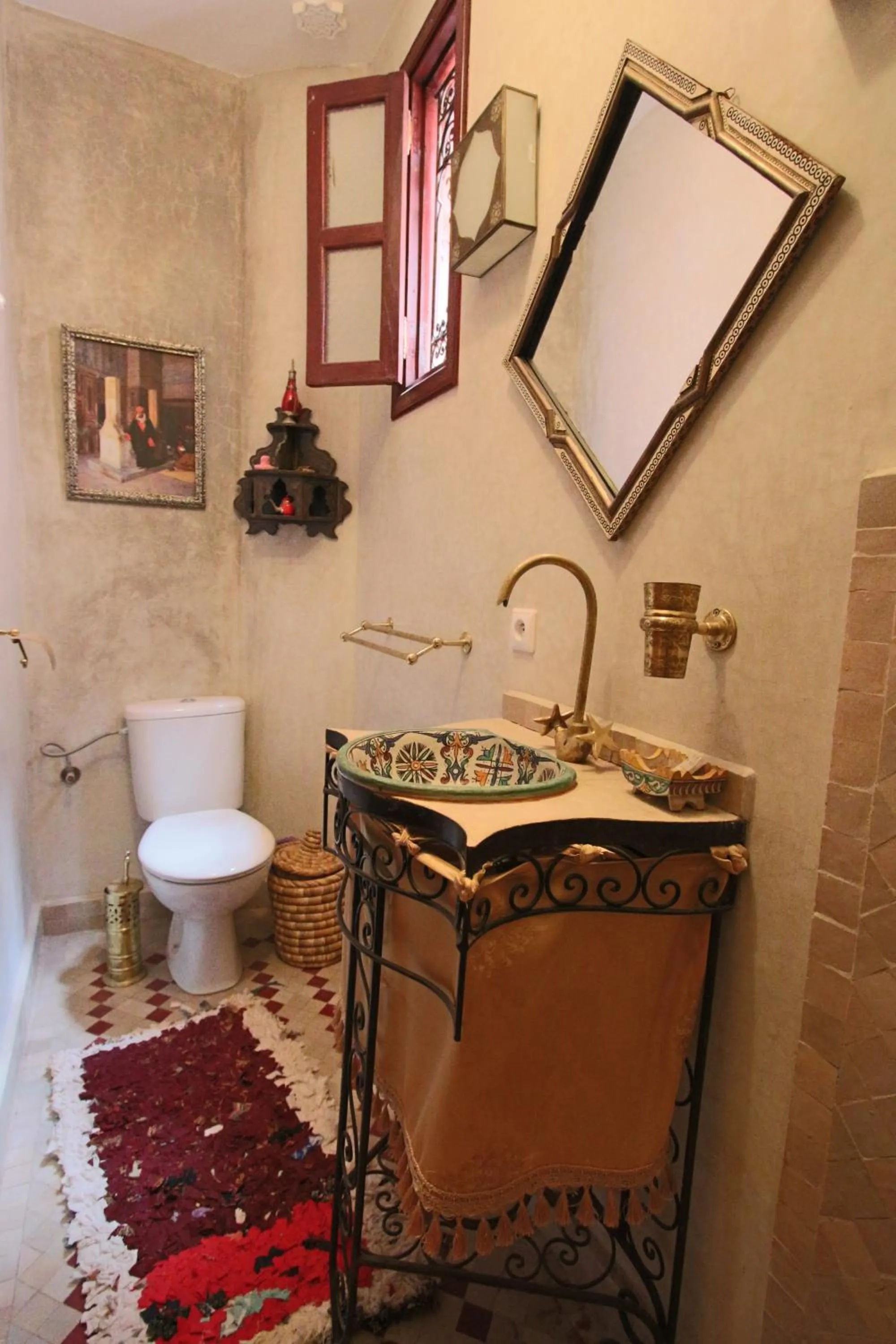 Bathroom in RIAD MAKENE MOUCHKILL