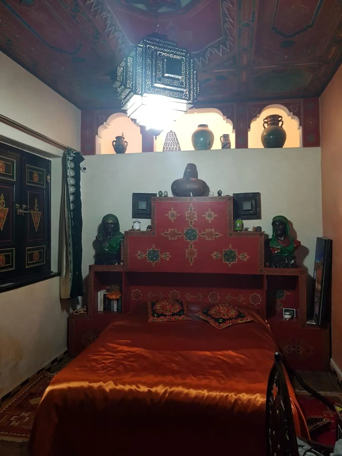 Bedroom, Bed in RIAD MAKENE MOUCHKILL