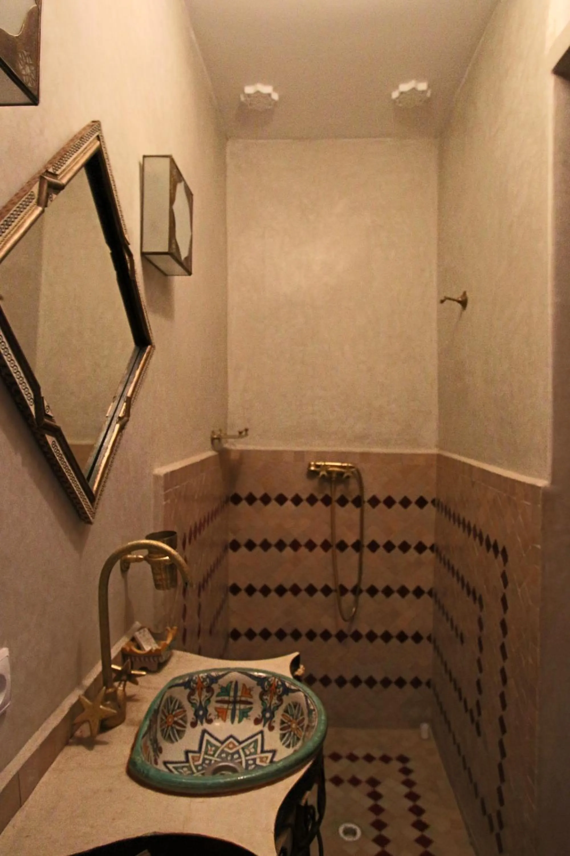 Bathroom in RIAD MAKENE MOUCHKILL