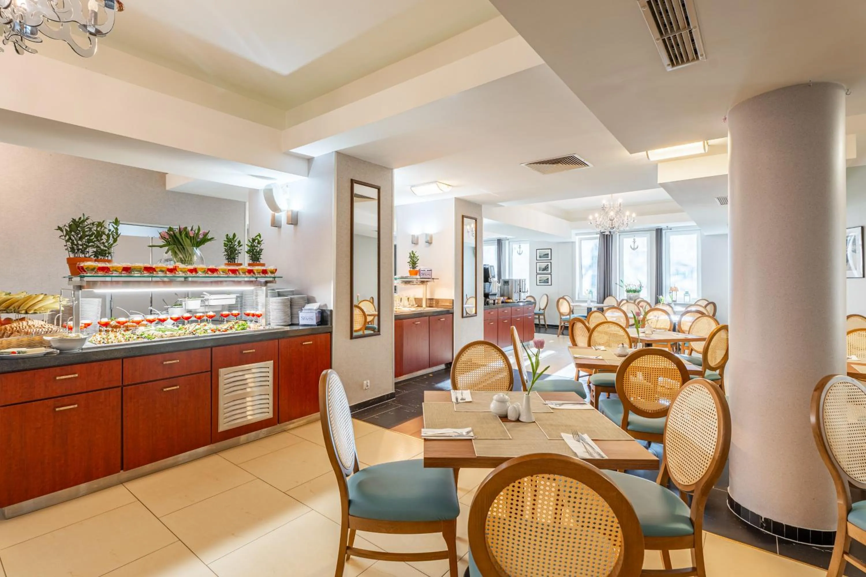 Restaurant/places to eat in Spa Bagiński & Chabinka