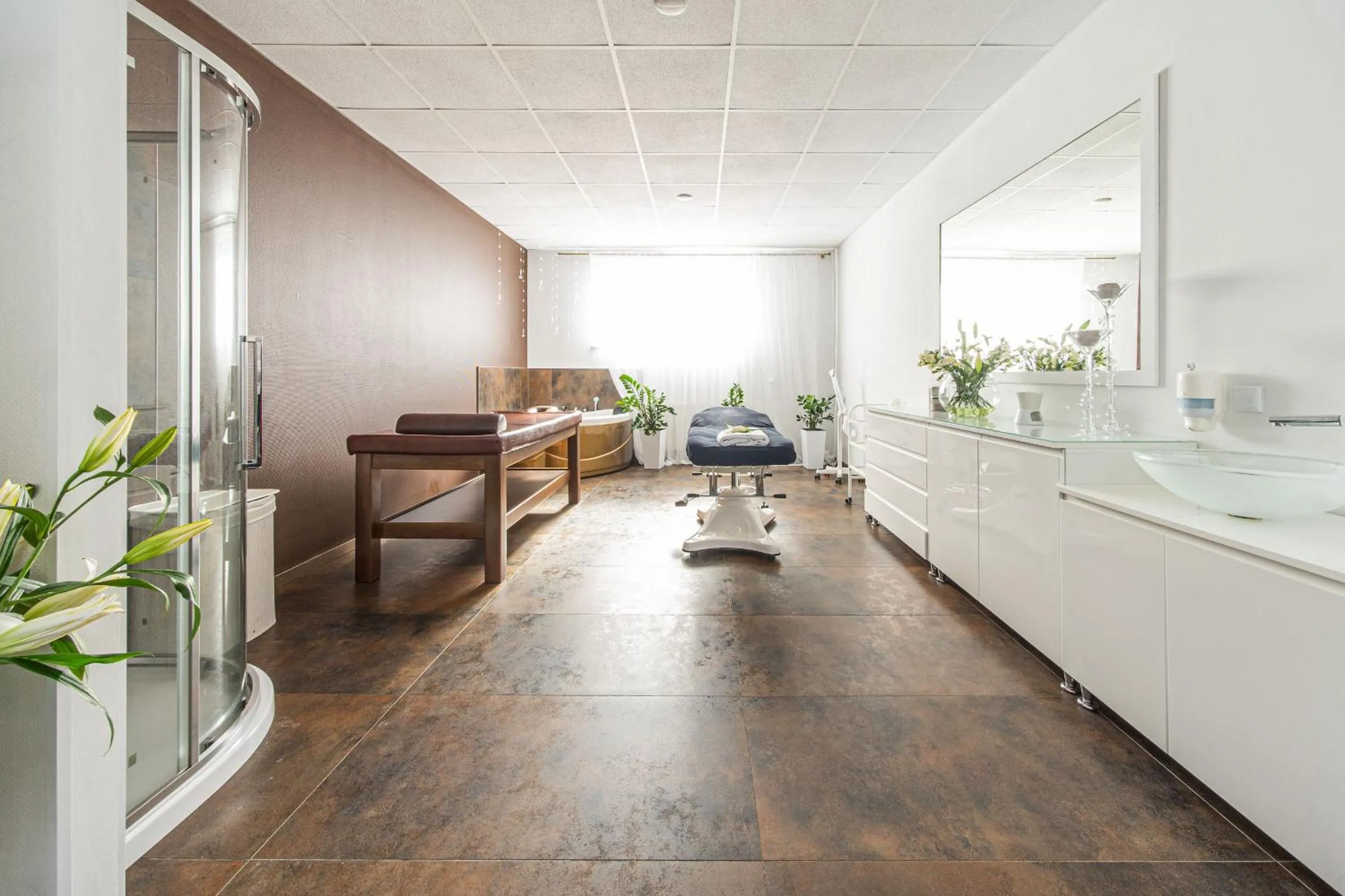 Property building in Spa Bagiński & Chabinka