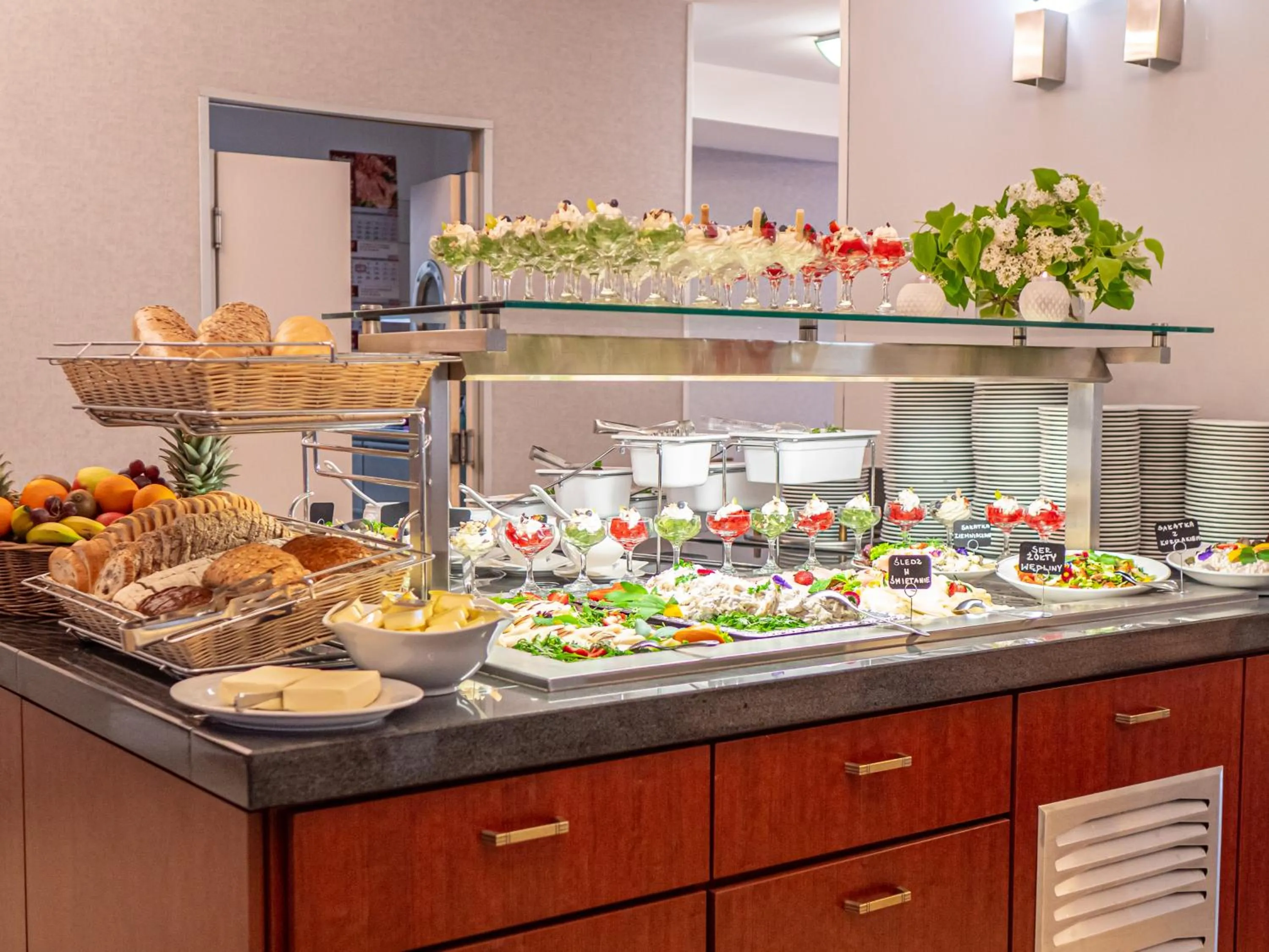 Restaurant/places to eat in Spa Bagiński & Chabinka