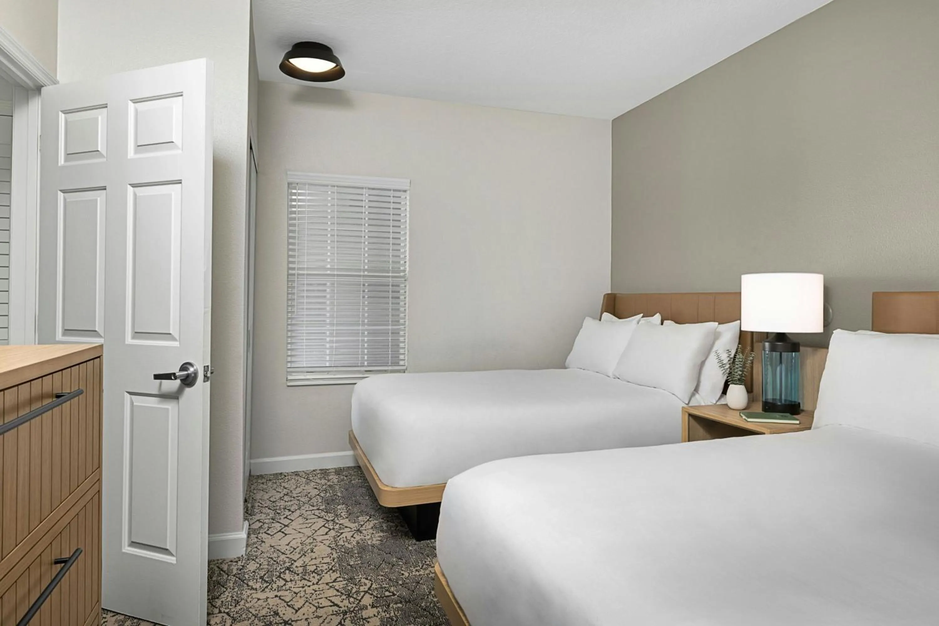 Bedroom, Bed in Sheraton Broadway Resort Villas