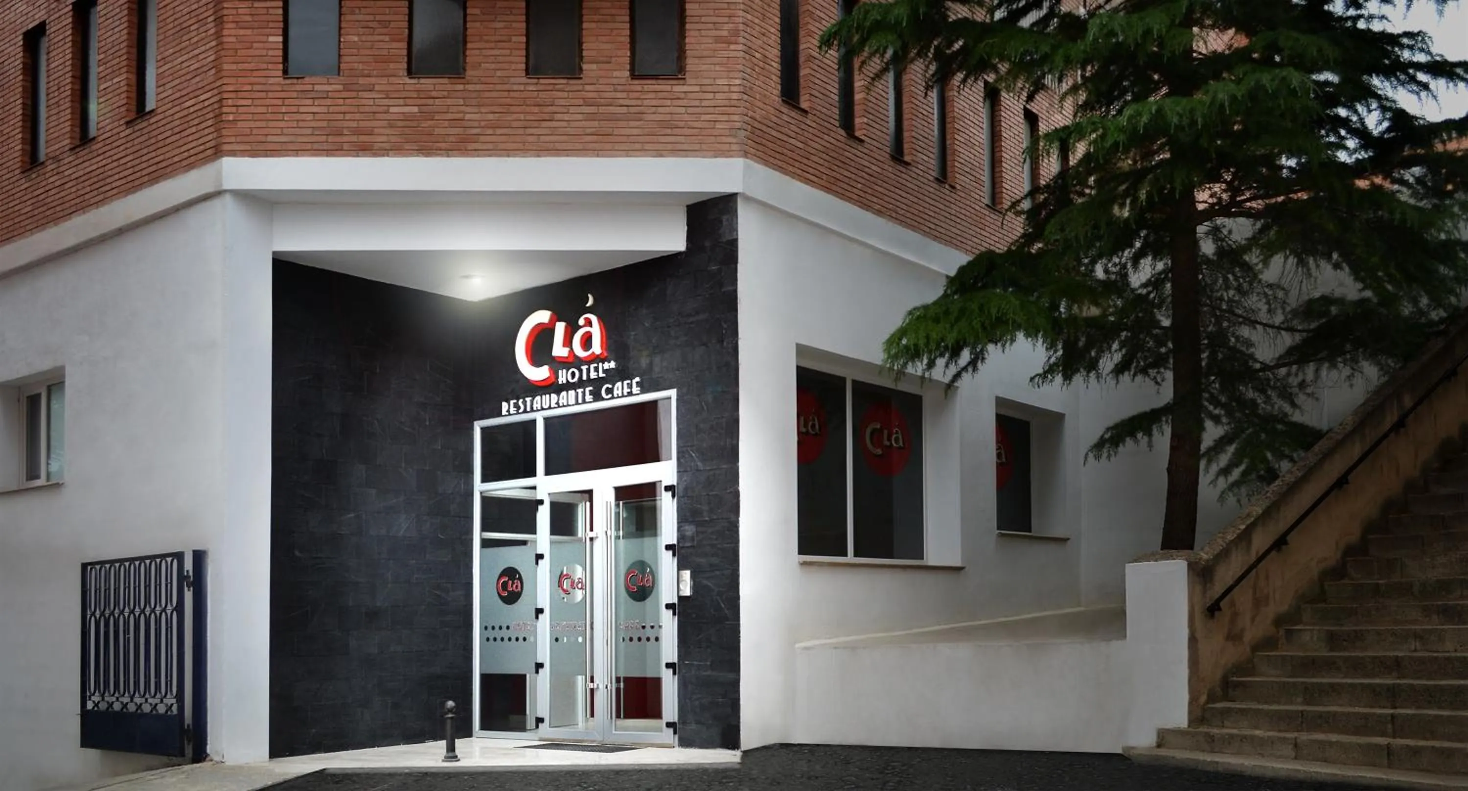 Facade/entrance in Hospedium CLÁ Hotel - Boutique