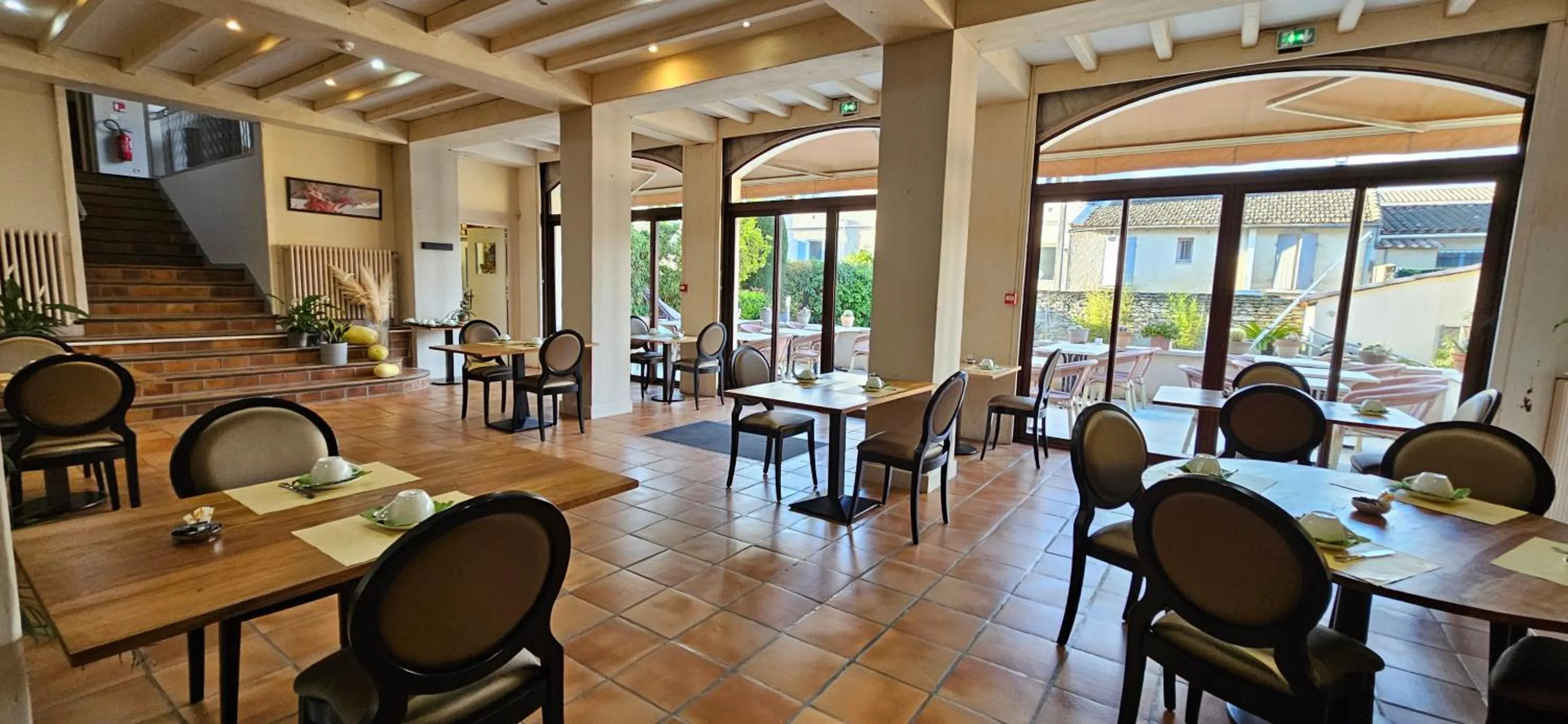 Breakfast in Le Castelet des Alpilles