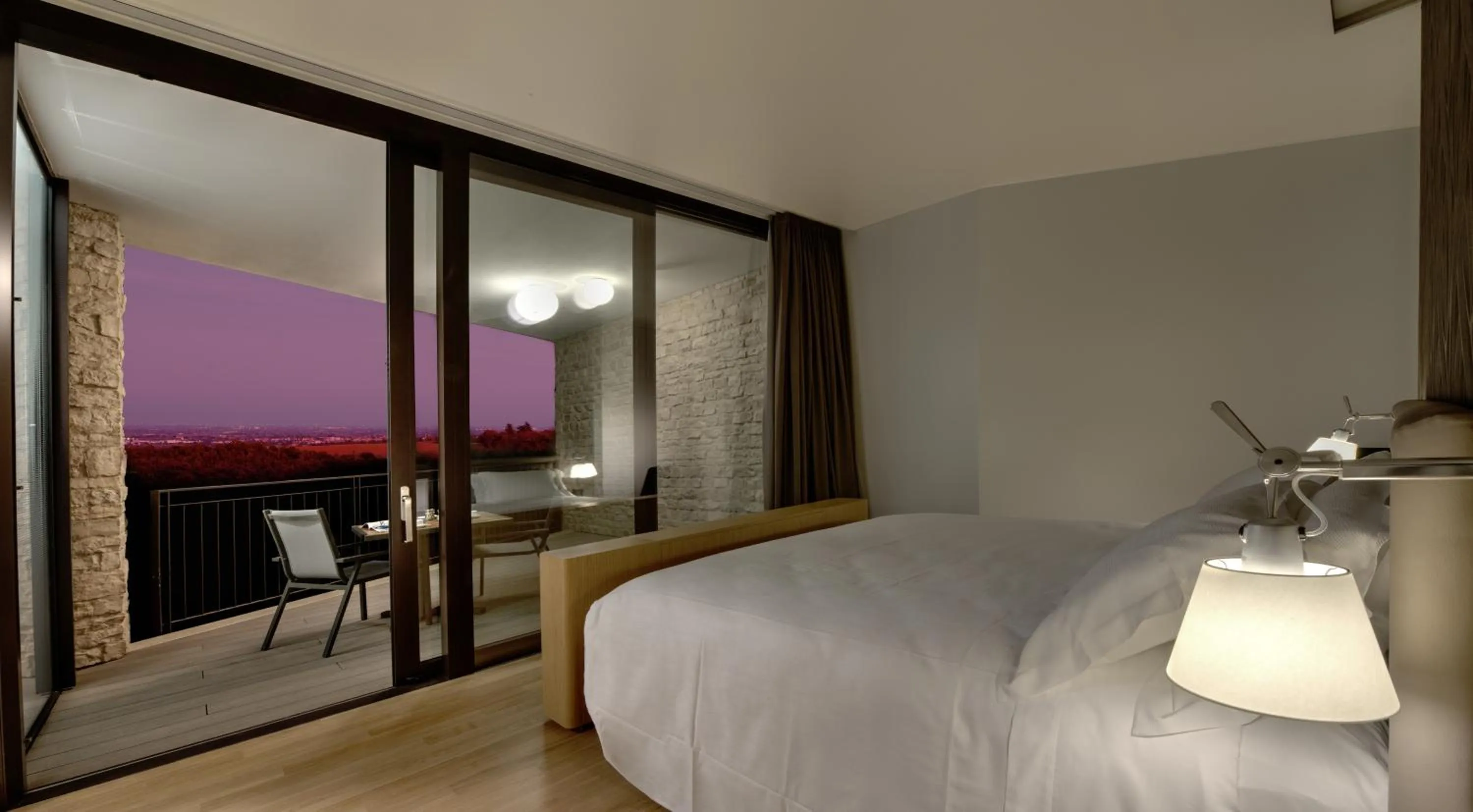 Photo of the whole room, Bed in Palazzo di Varignana