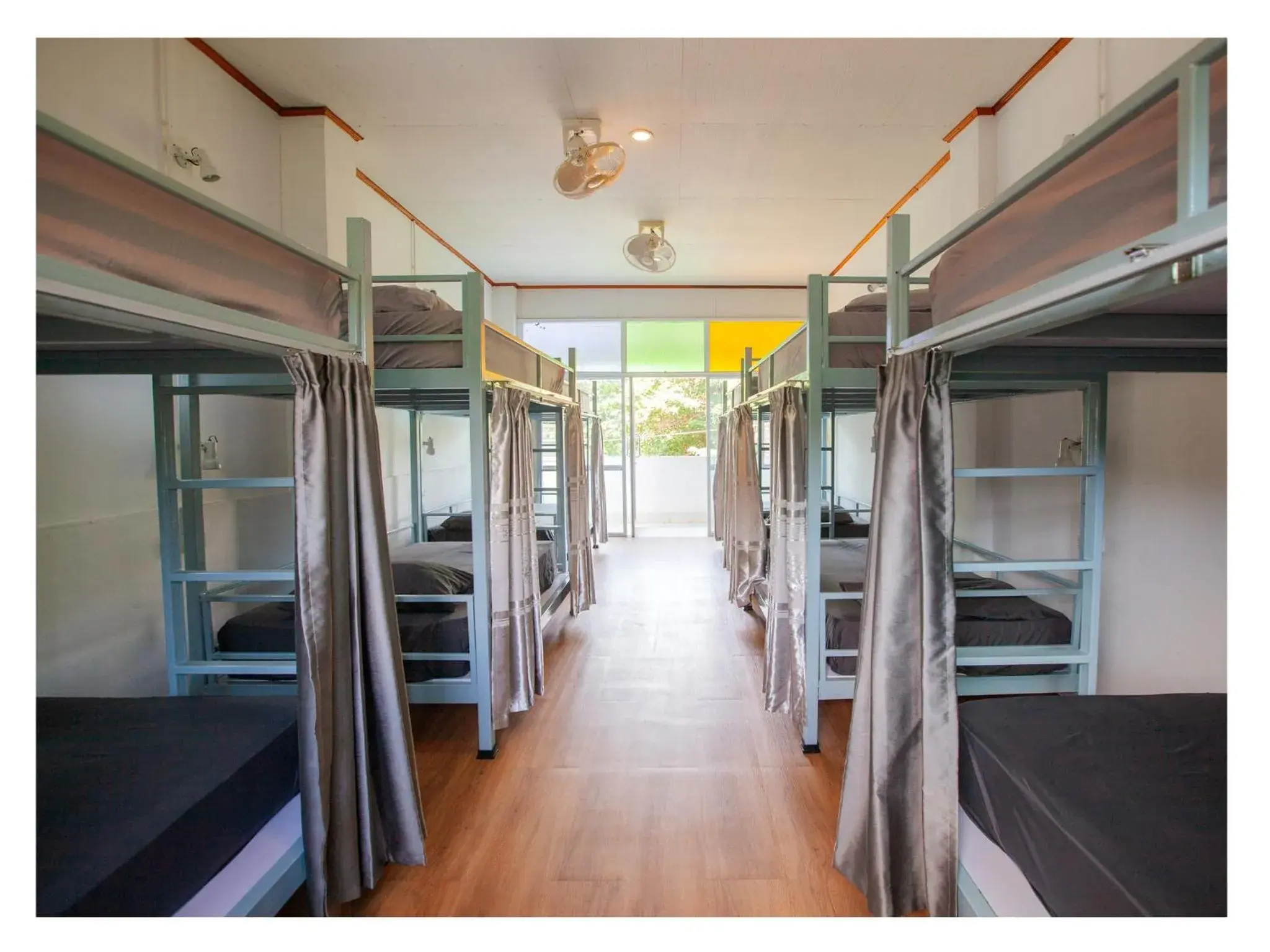 Bunk Bed in Mixed Dormitory Room in Namhasin House Bunk Bed in Mixed Dormitory Room in Namhasin House