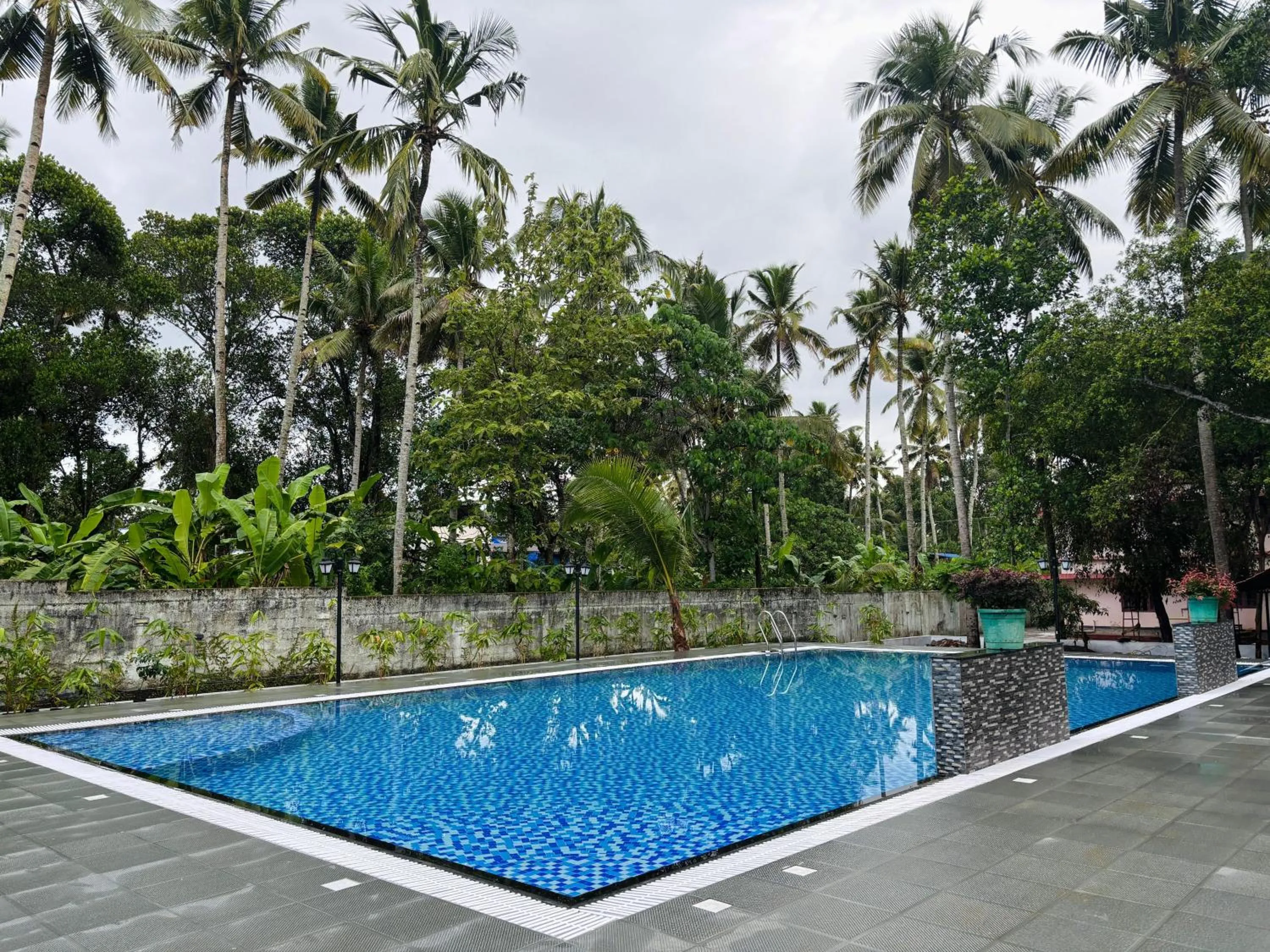 Swimming pool in LEISURE VALLEY BEACH RESORT
