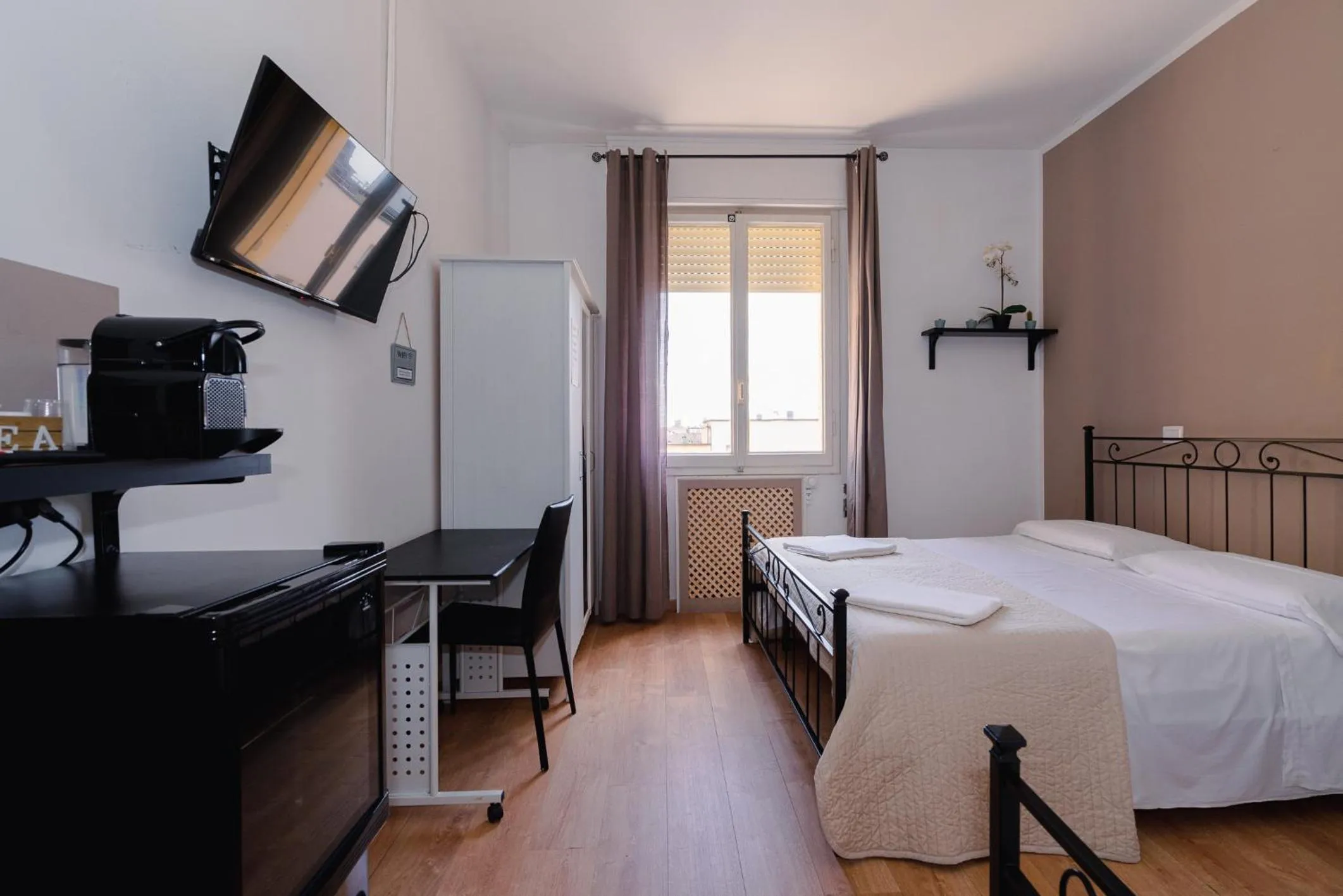 Bed in Galleria Del Reno