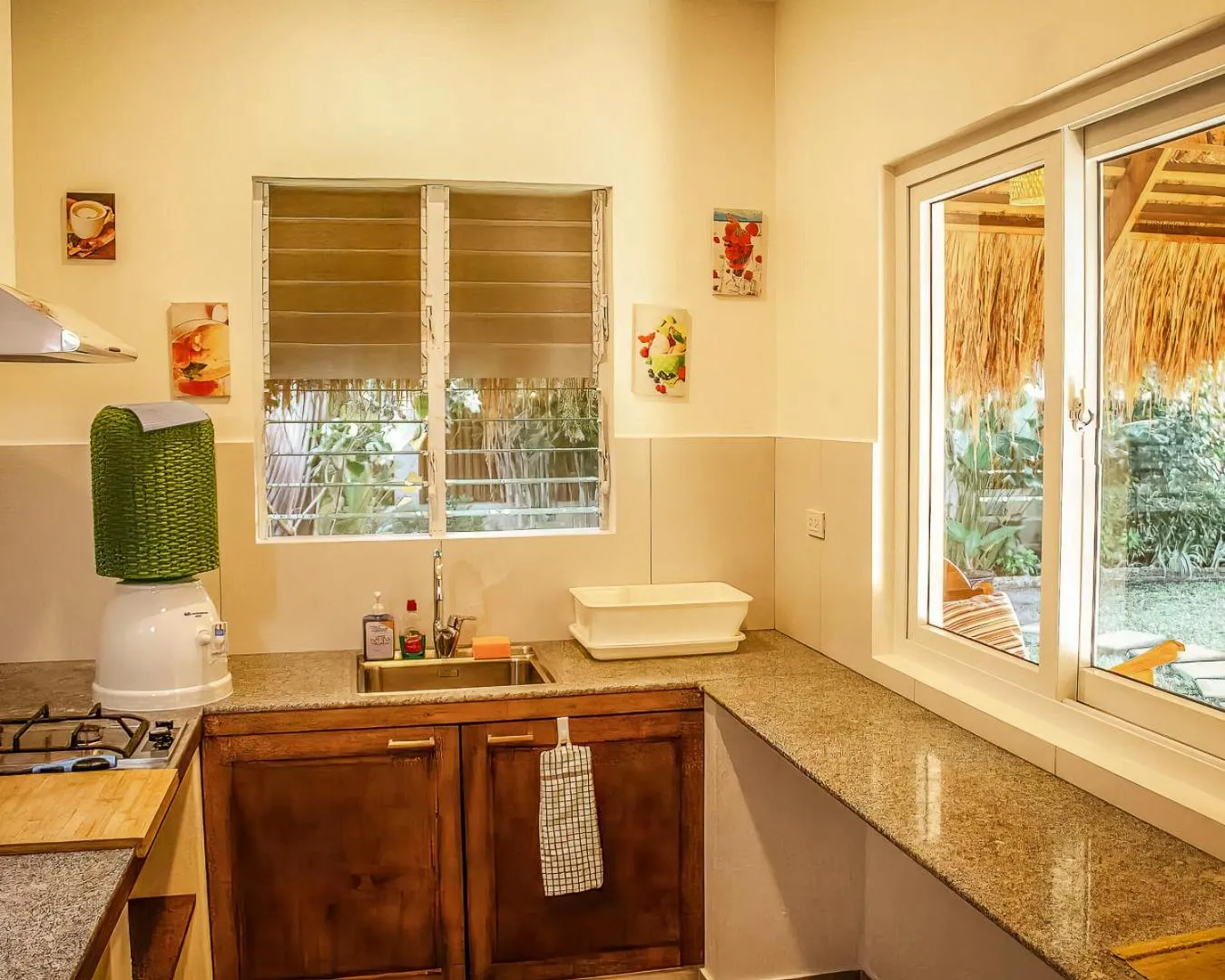 Halamanan Residences