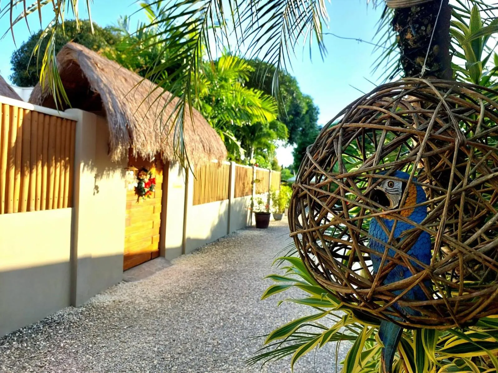 Halamanan Residences