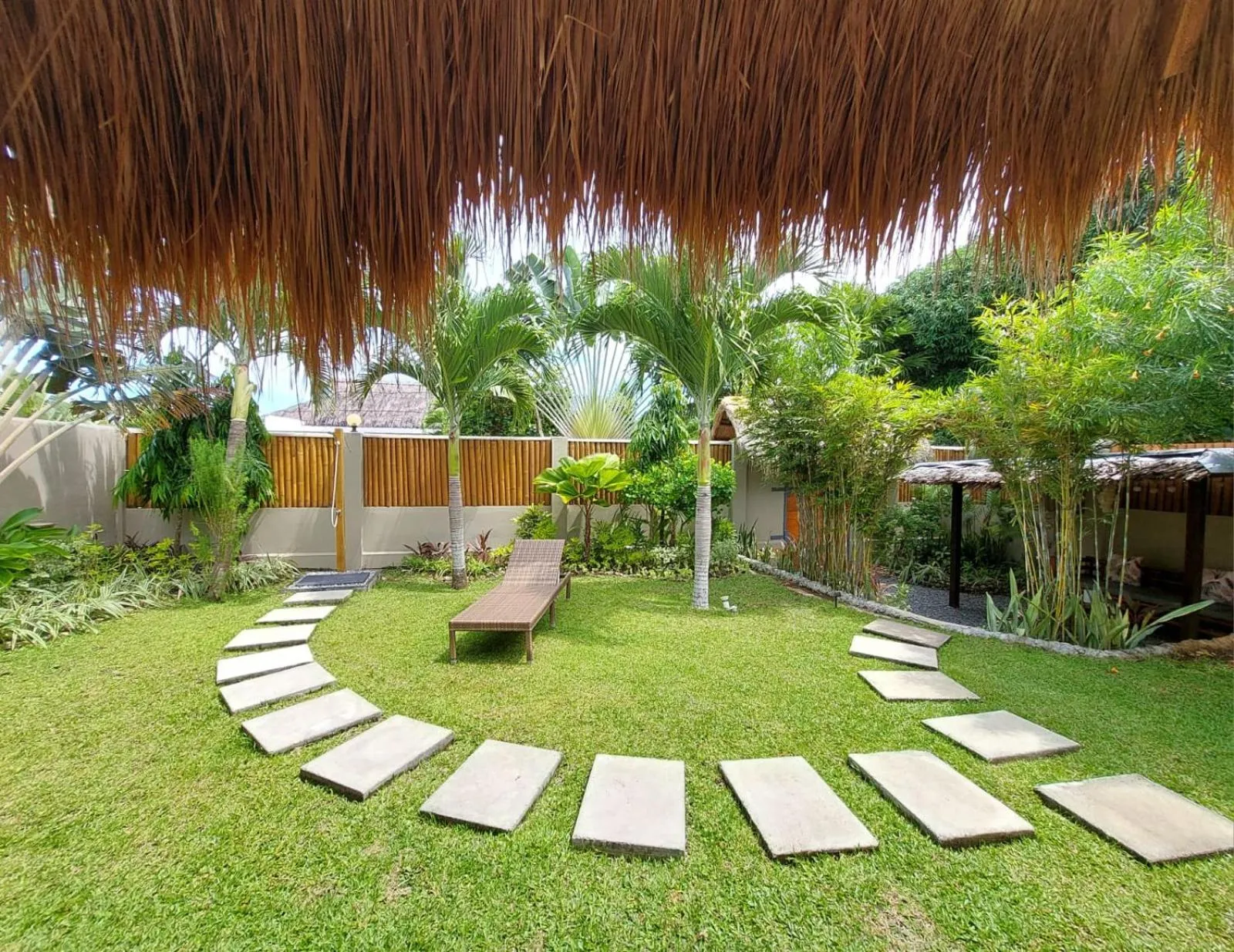 Garden view in Halamanan Residences