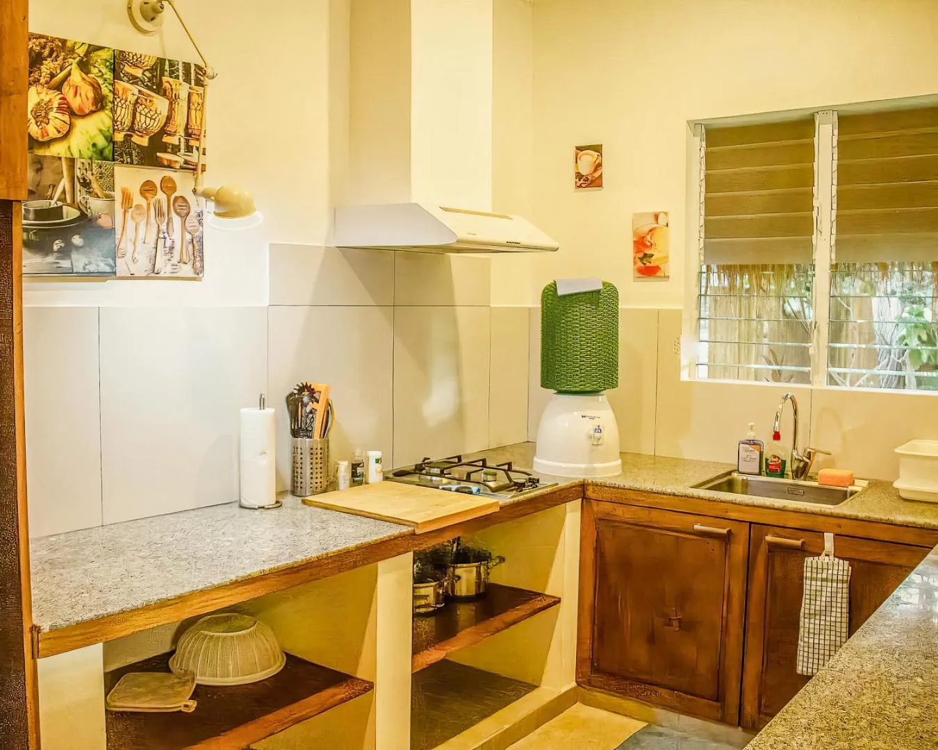 Halamanan Residences