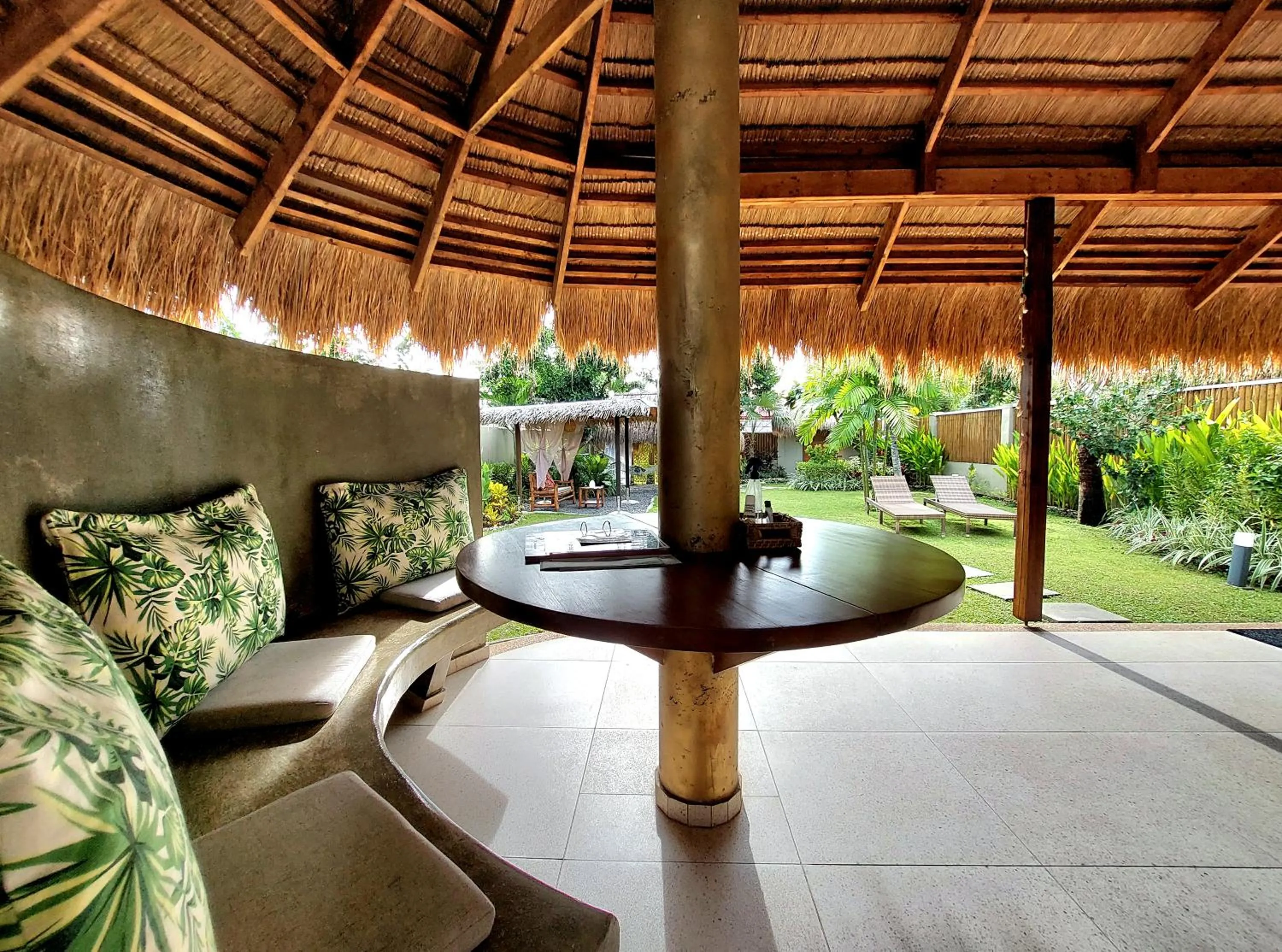 Halamanan Residences