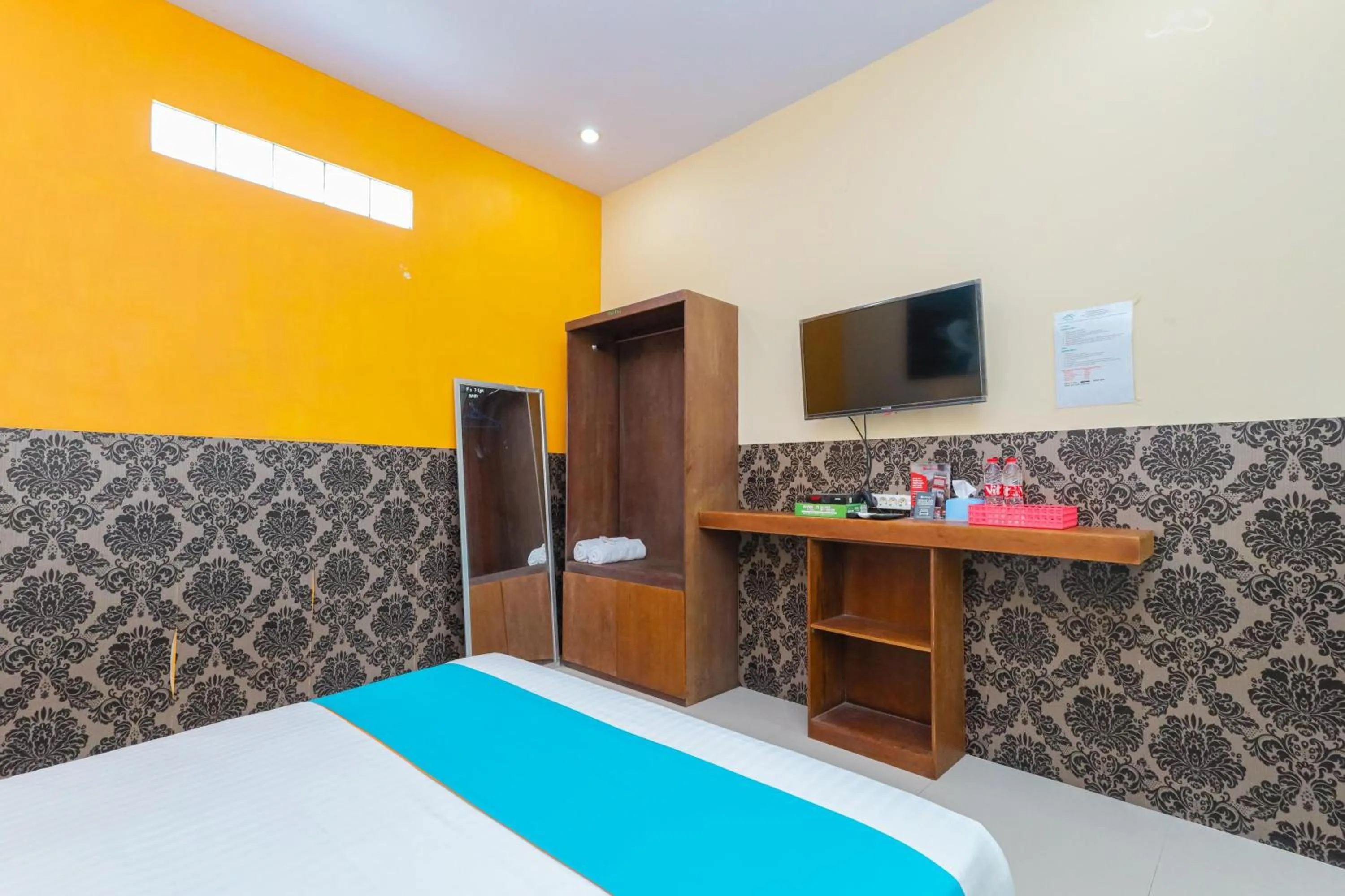 Bedroom, Bed in Sans Borobudur Homestay Banyuwangi