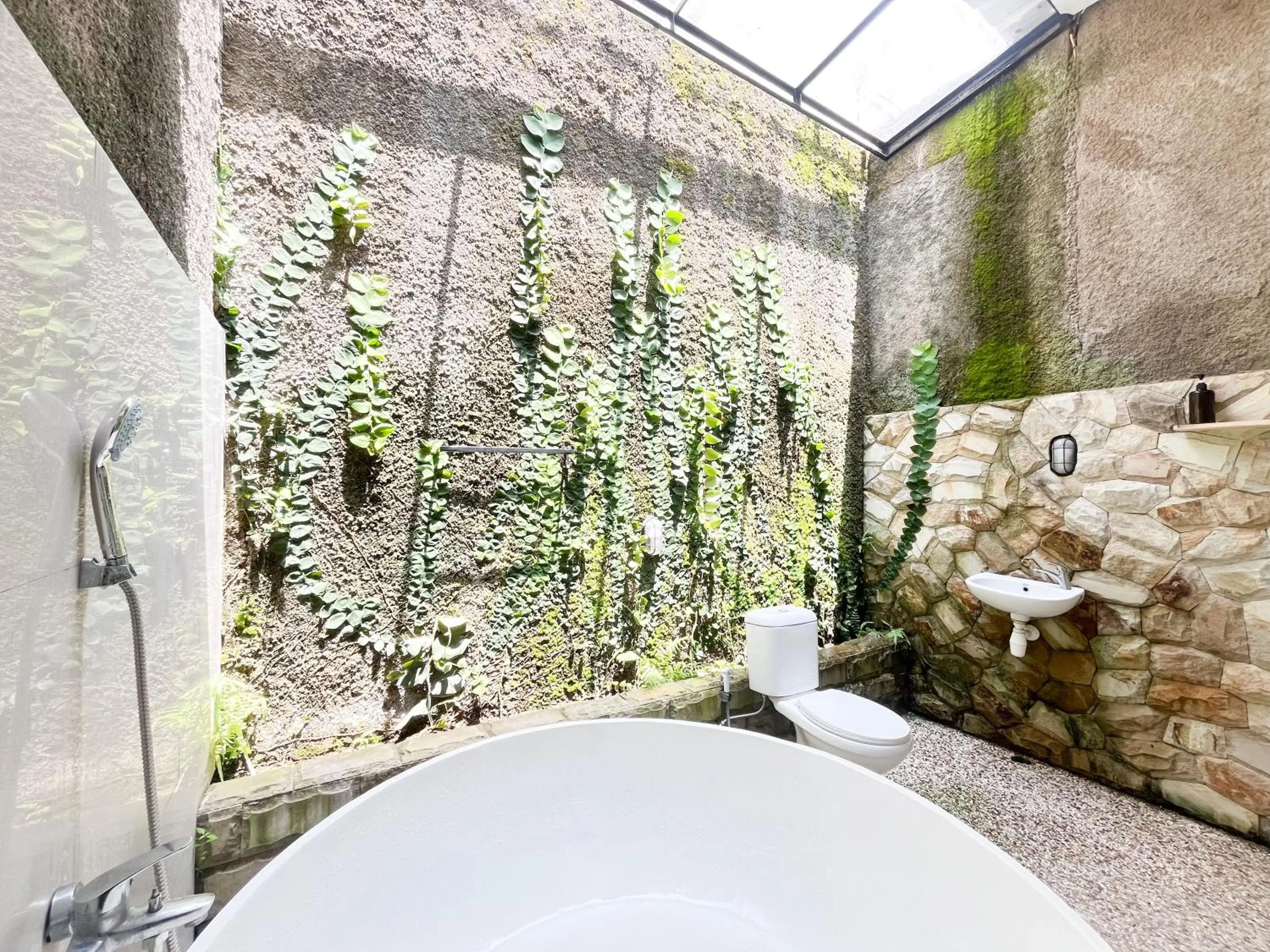 Bathroom in Sans Borobudur Homestay Banyuwangi