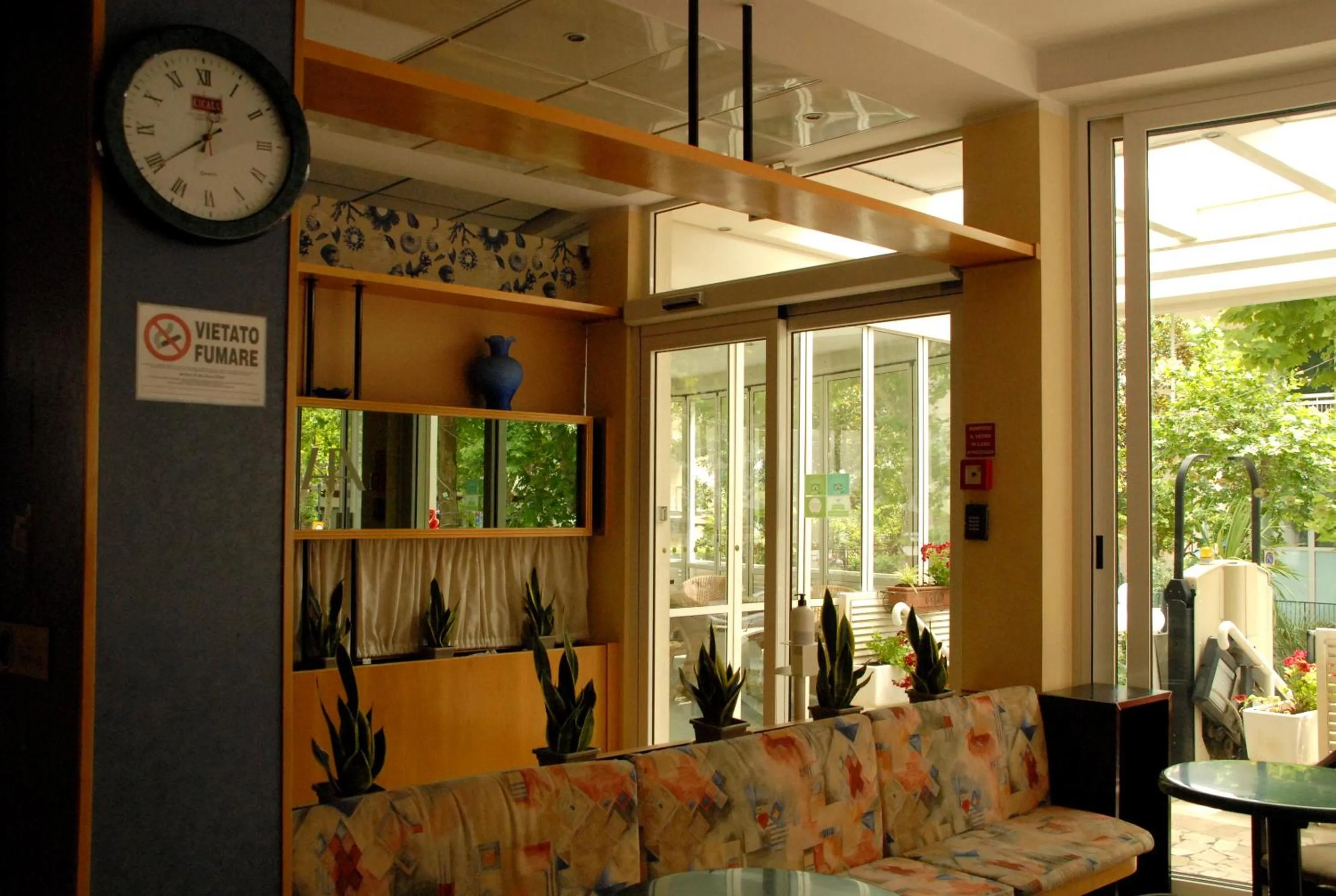 Lounge or bar in Hotel Arno