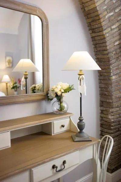 Decorative detail in DD Luxury House