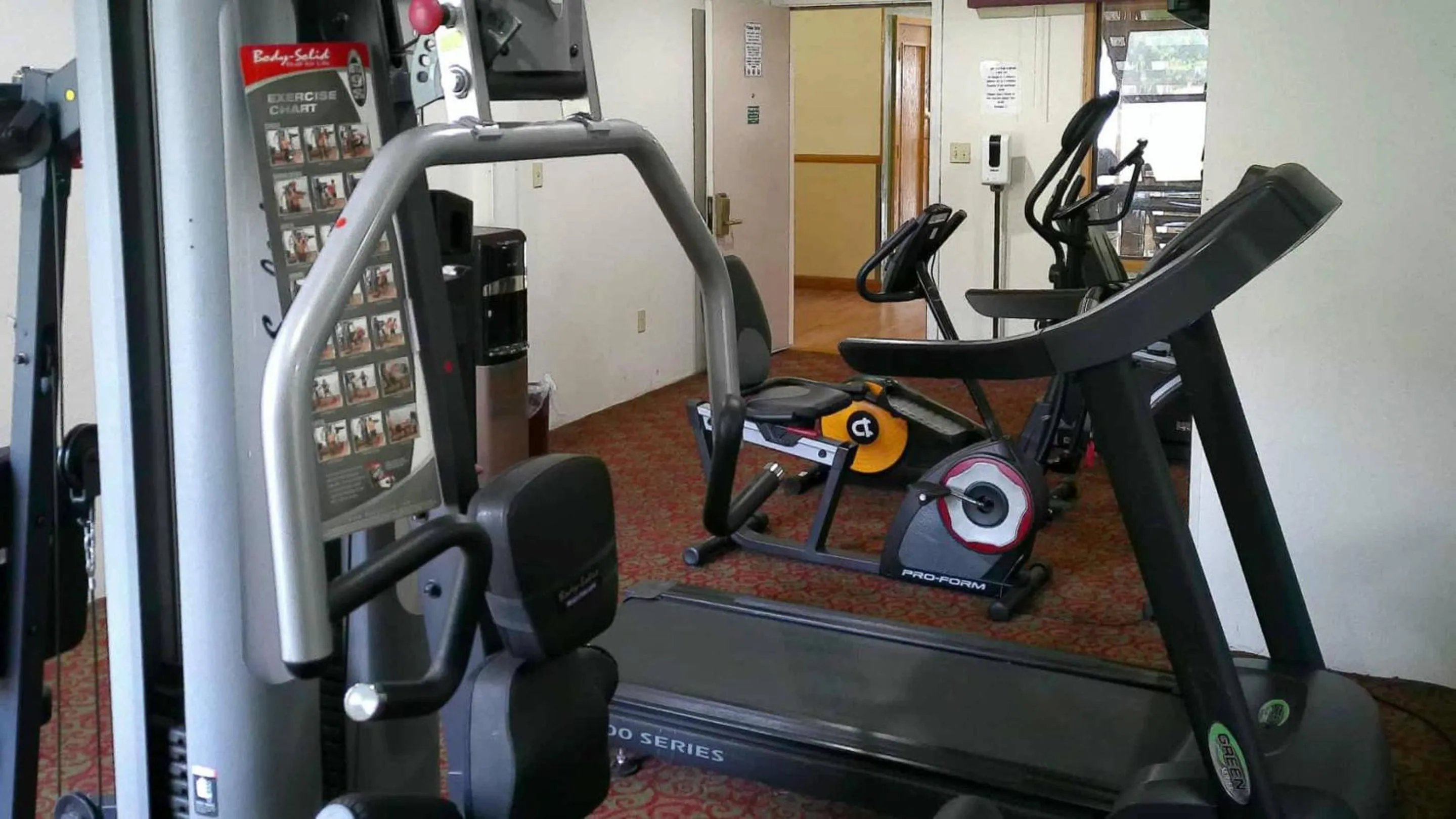 Fitness centre/facilities in Quality Inn & Suites Indianapolis Northwest