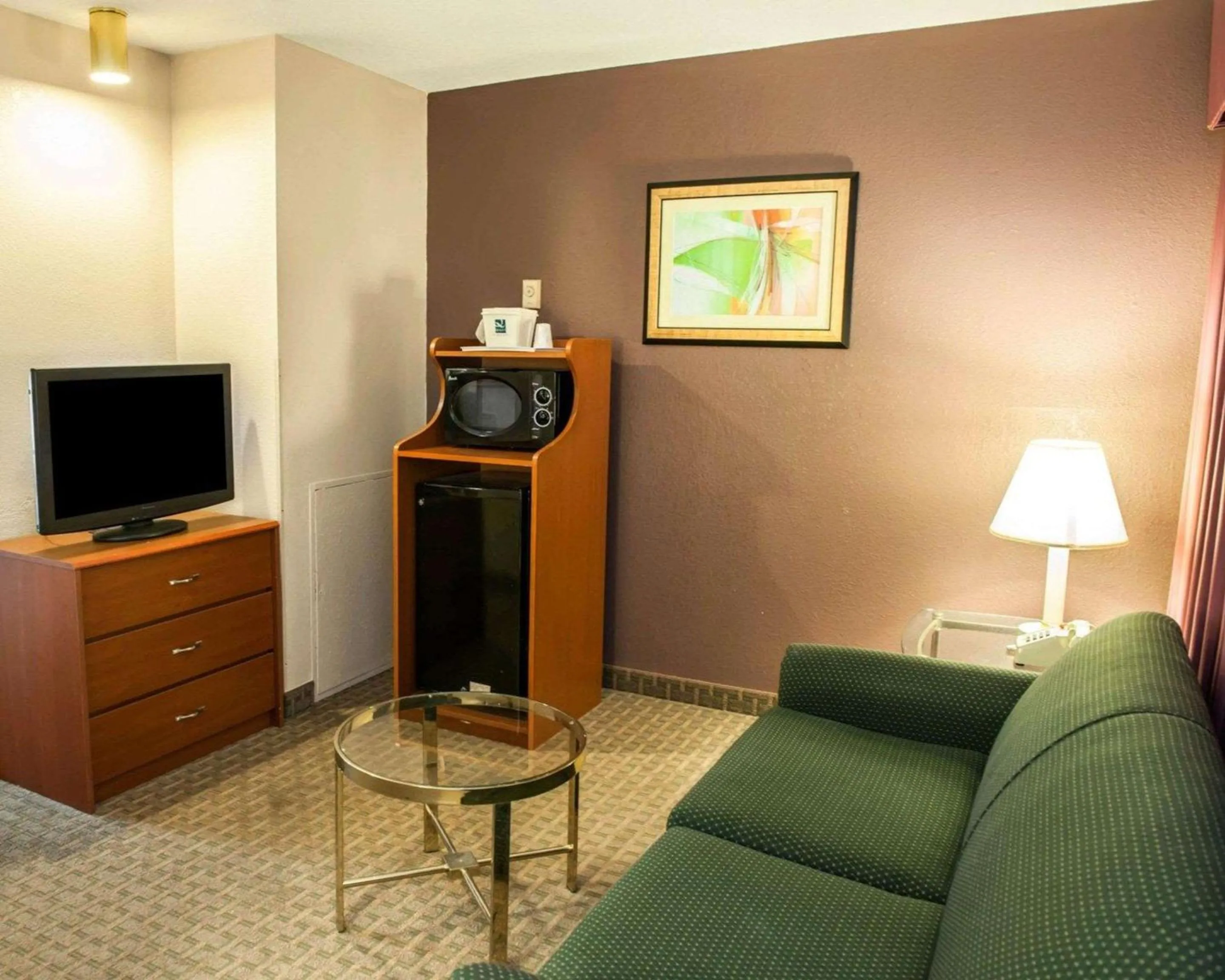 Photo of the whole room in Quality Inn & Suites Indianapolis Northwest