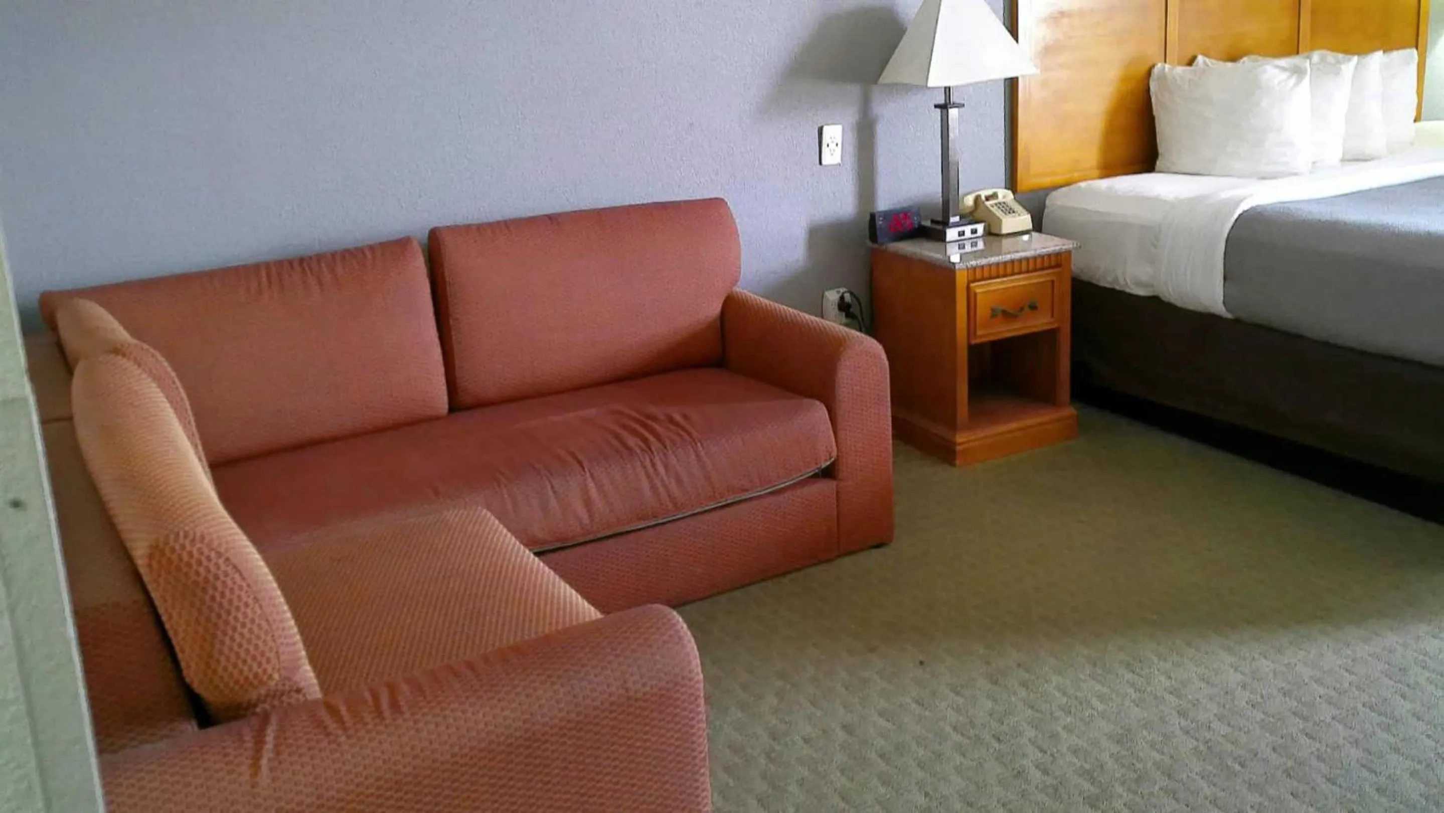 Bedroom in Quality Inn & Suites Indianapolis Northwest