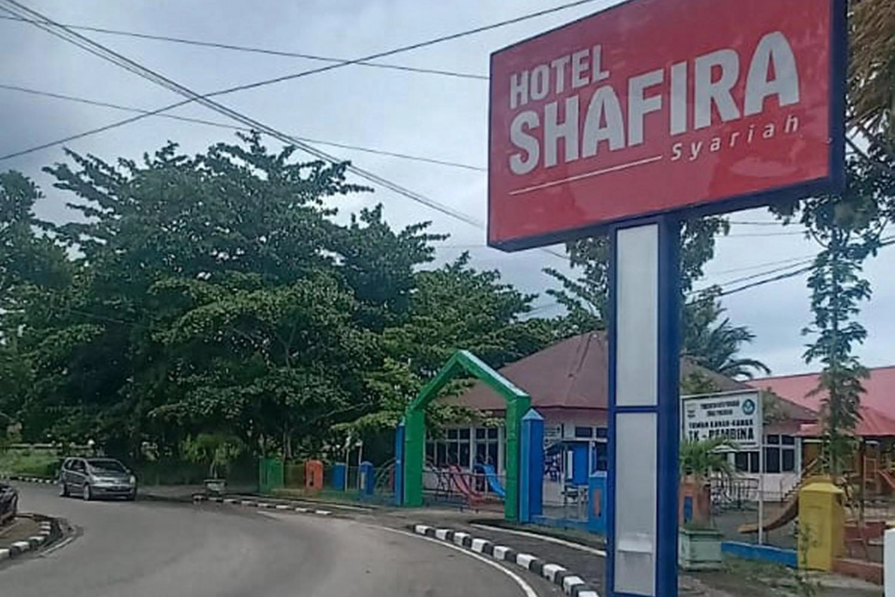 Property logo or sign in Hotel Shafira Pariaman Syariah Mitra RedDoorz