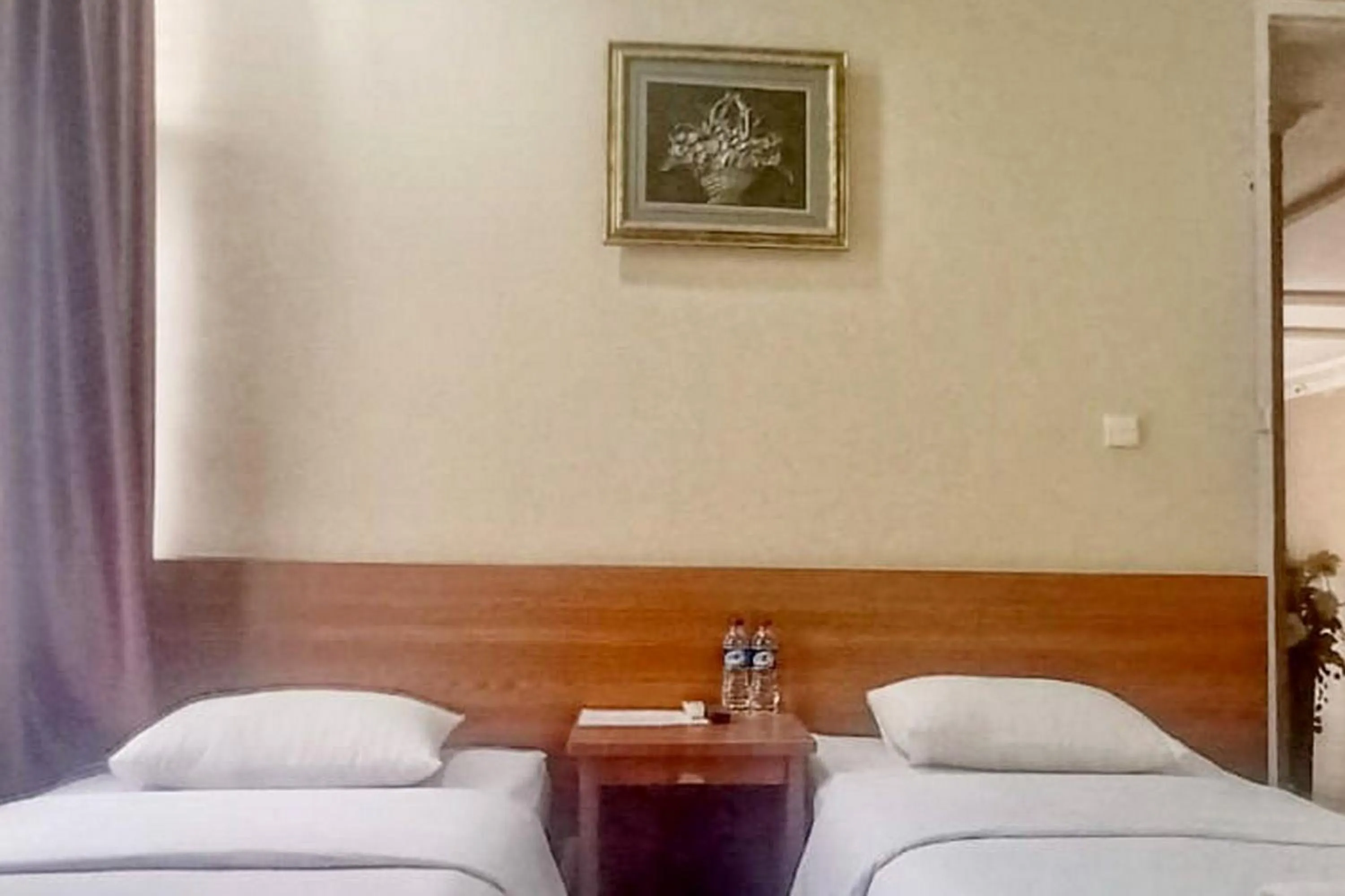 Bedroom in Hotel Shafira Pariaman Syariah Mitra RedDoorz