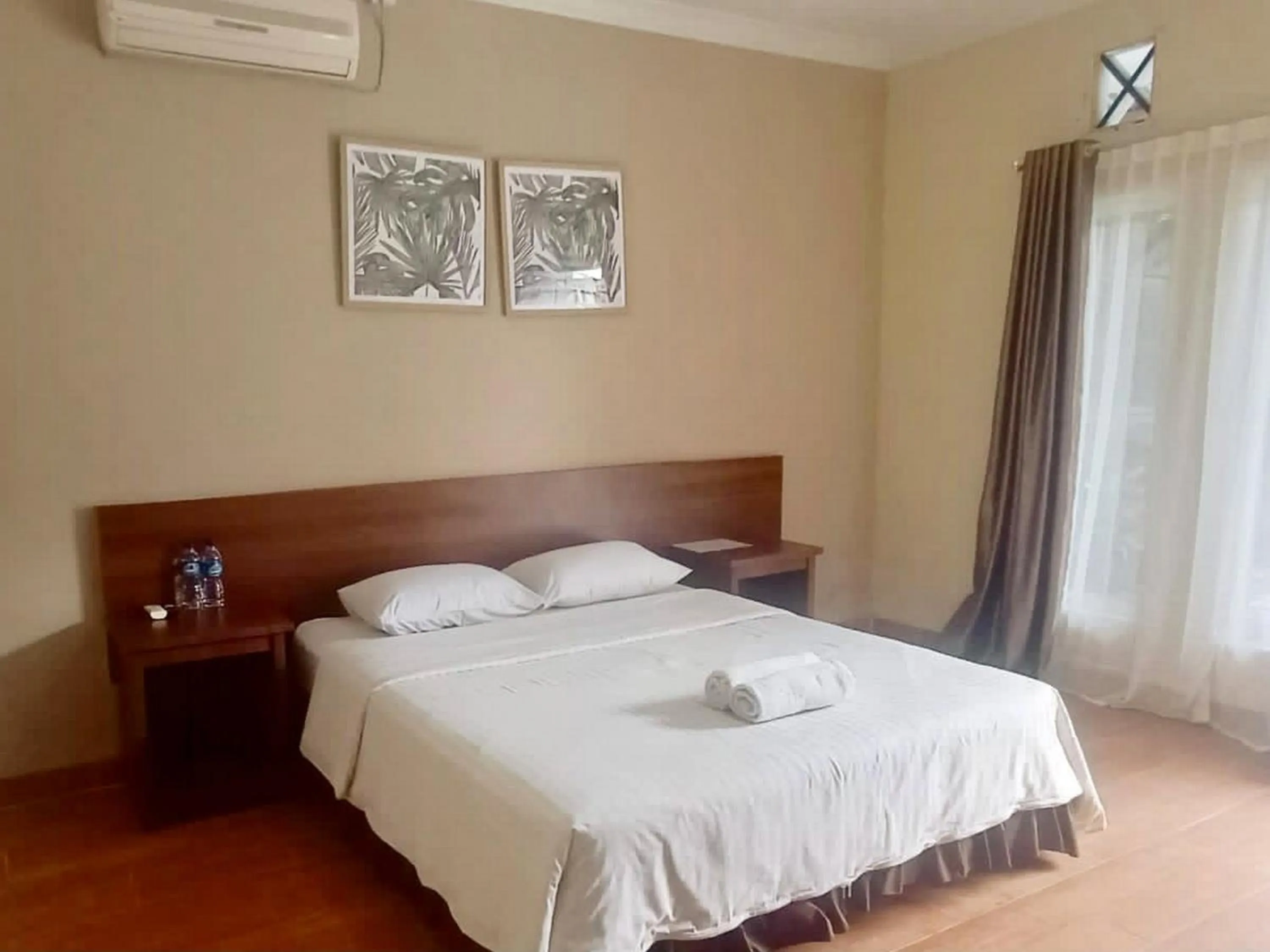 Bedroom in Hotel Shafira Pariaman Syariah Mitra RedDoorz