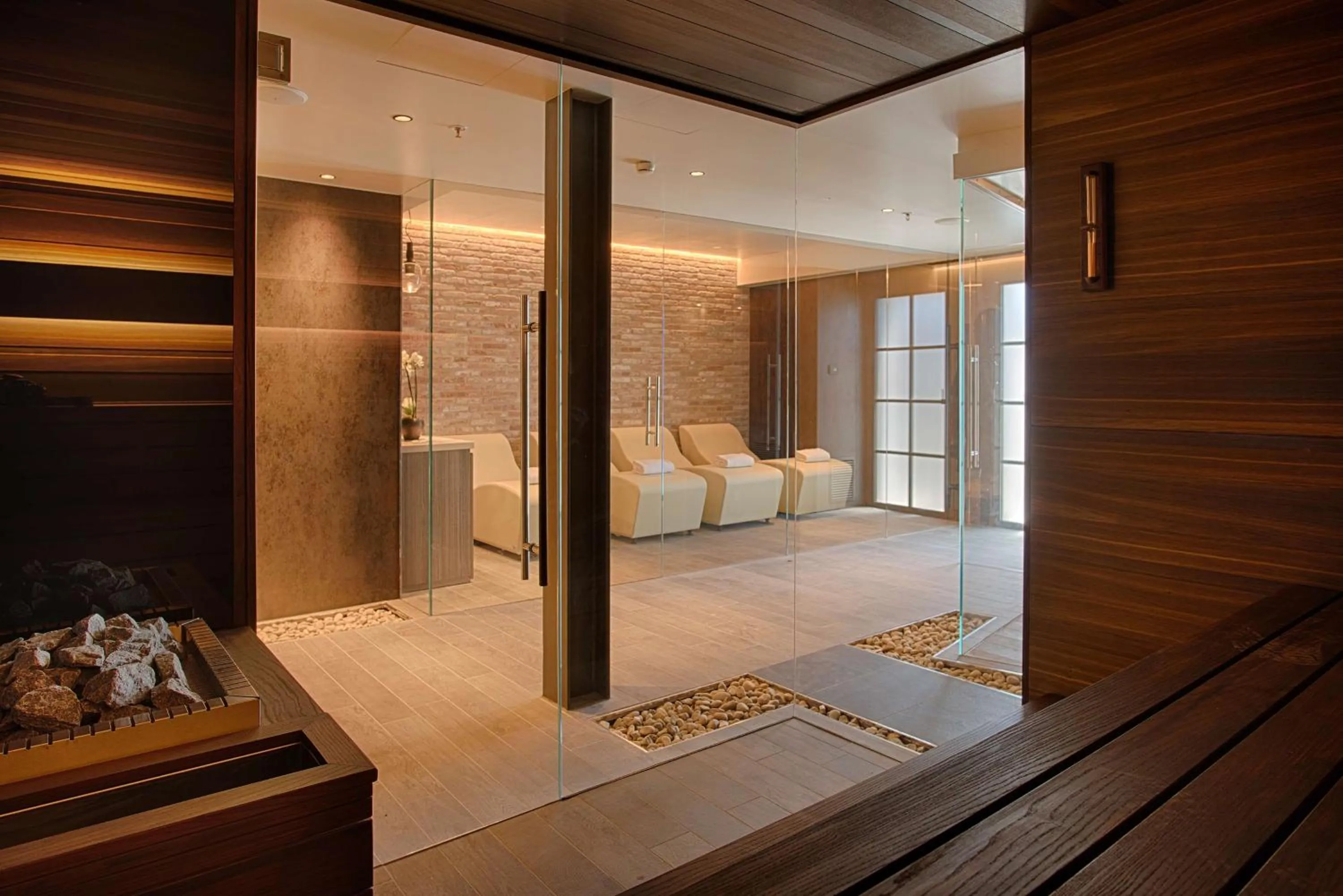 Spa and wellness centre/facilities, Bed in NH Collection Murano Villa