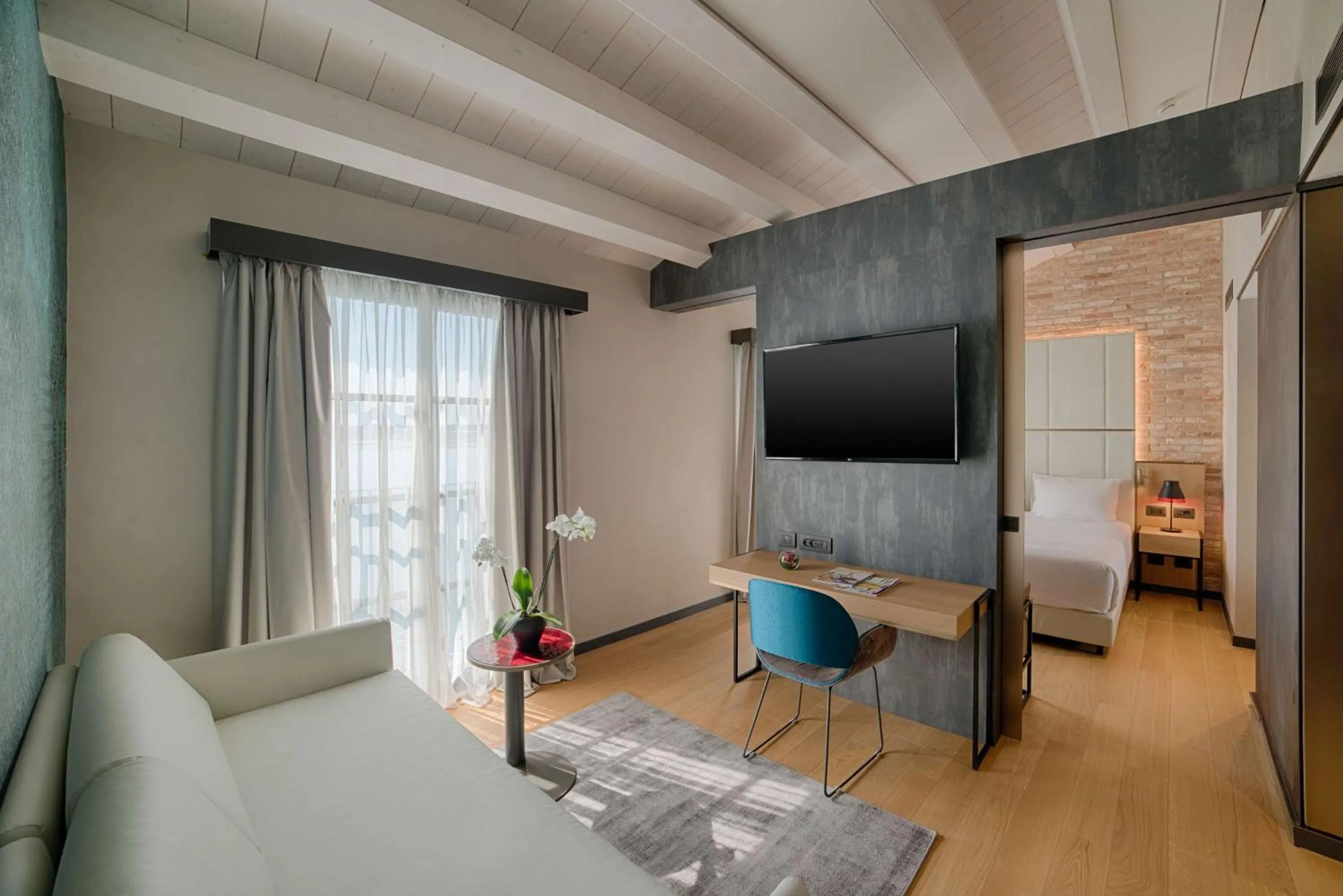 TV and multimedia, Bed in NH Collection Murano Villa