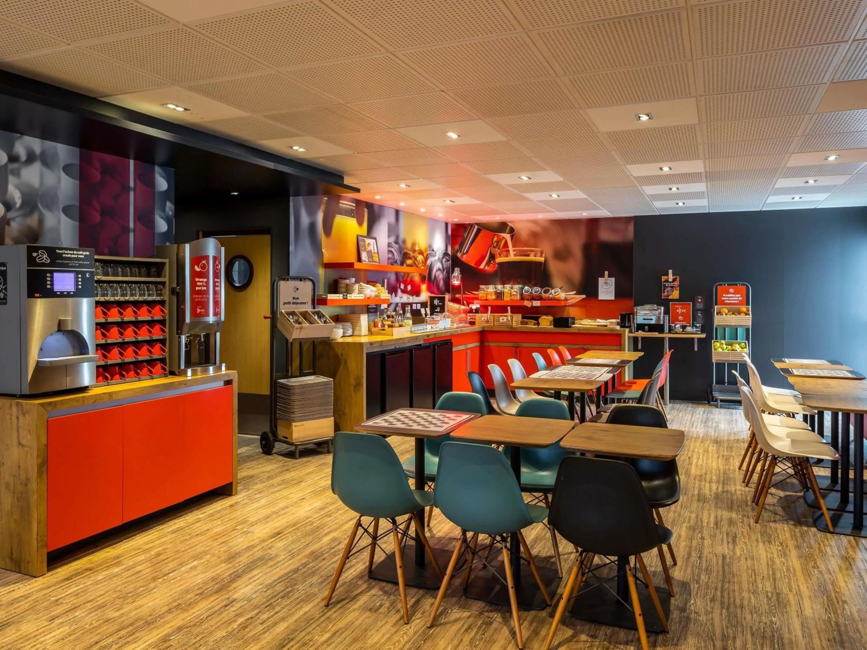 Breakfast in ibis Saint-Malo Madeleine