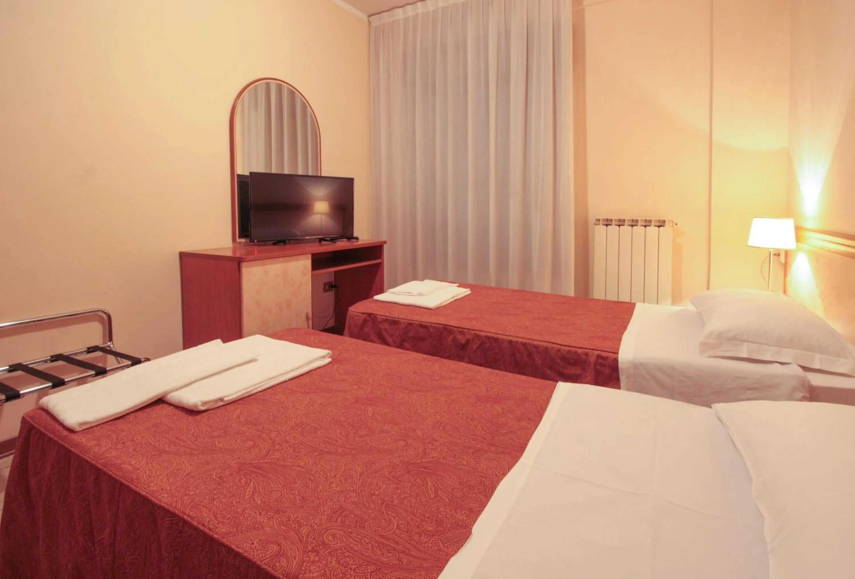 TV and multimedia, Bed in Hotel Rose&Crown