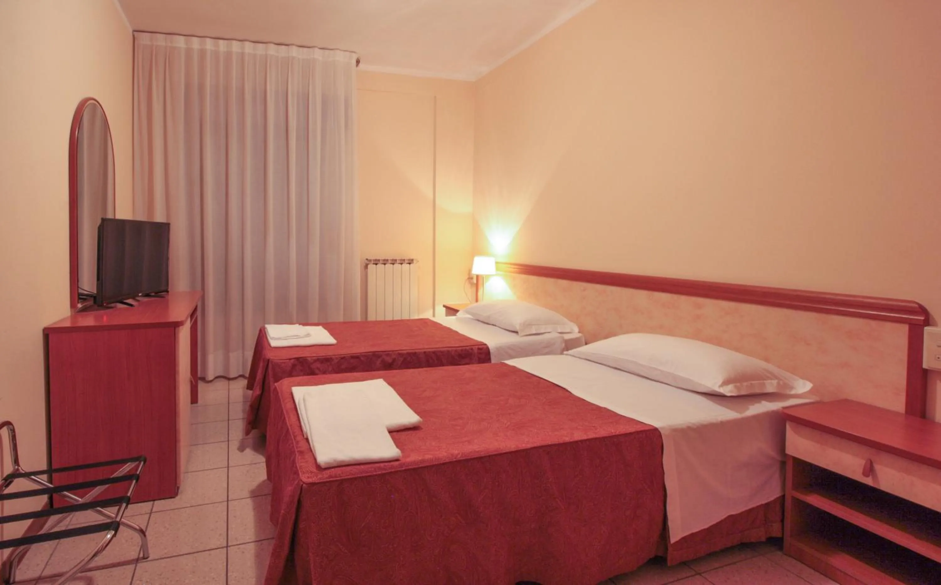 TV and multimedia, Bed in Hotel Rose&Crown