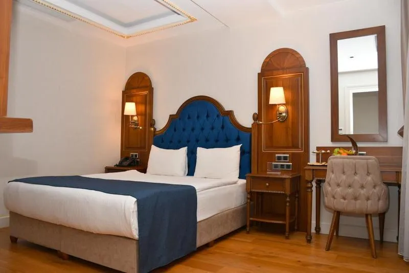 Bed in Bvs Bosphorus Pera Hotel