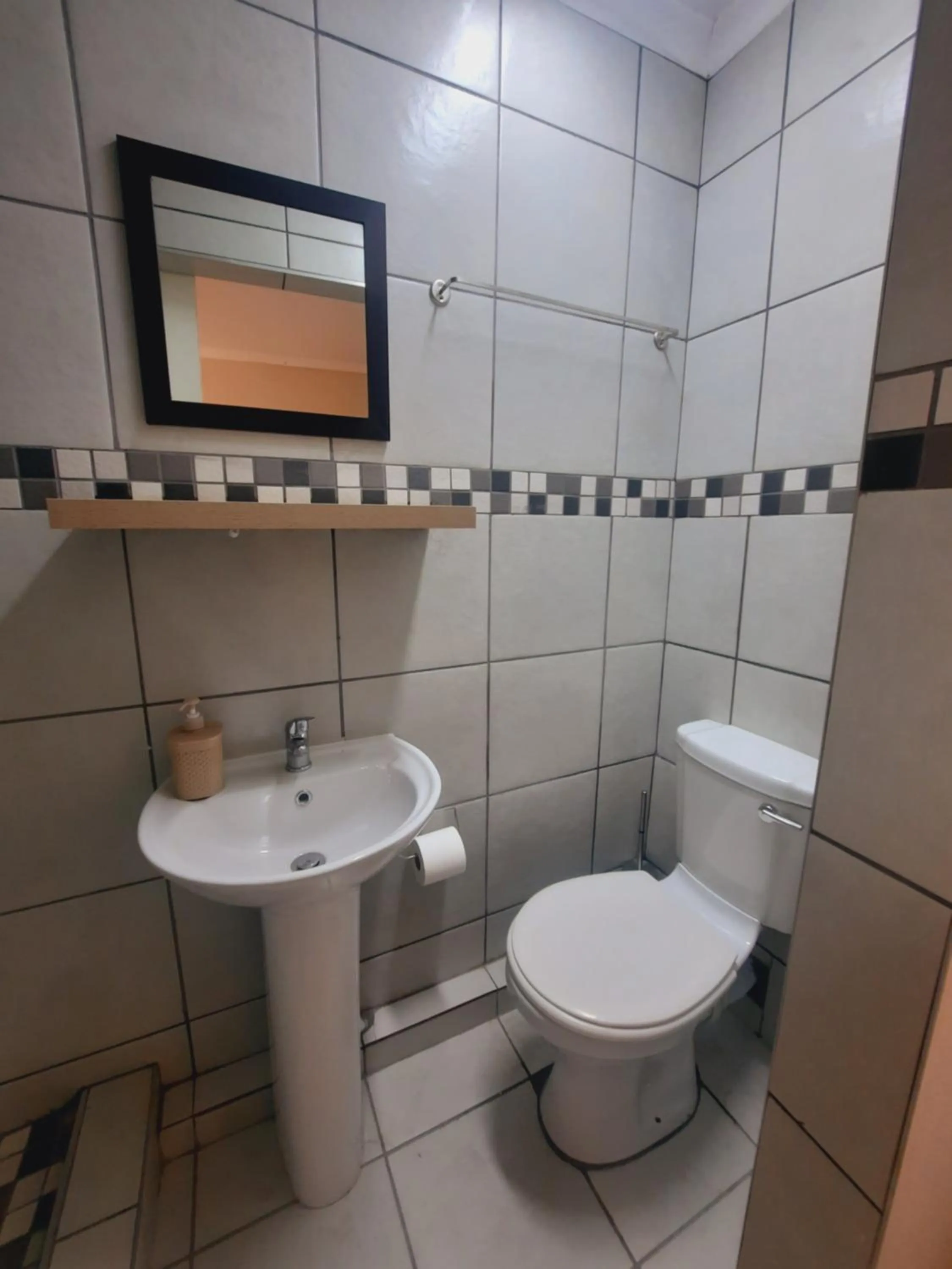 Bathroom in Highlands Creek Self Catering Accommodation