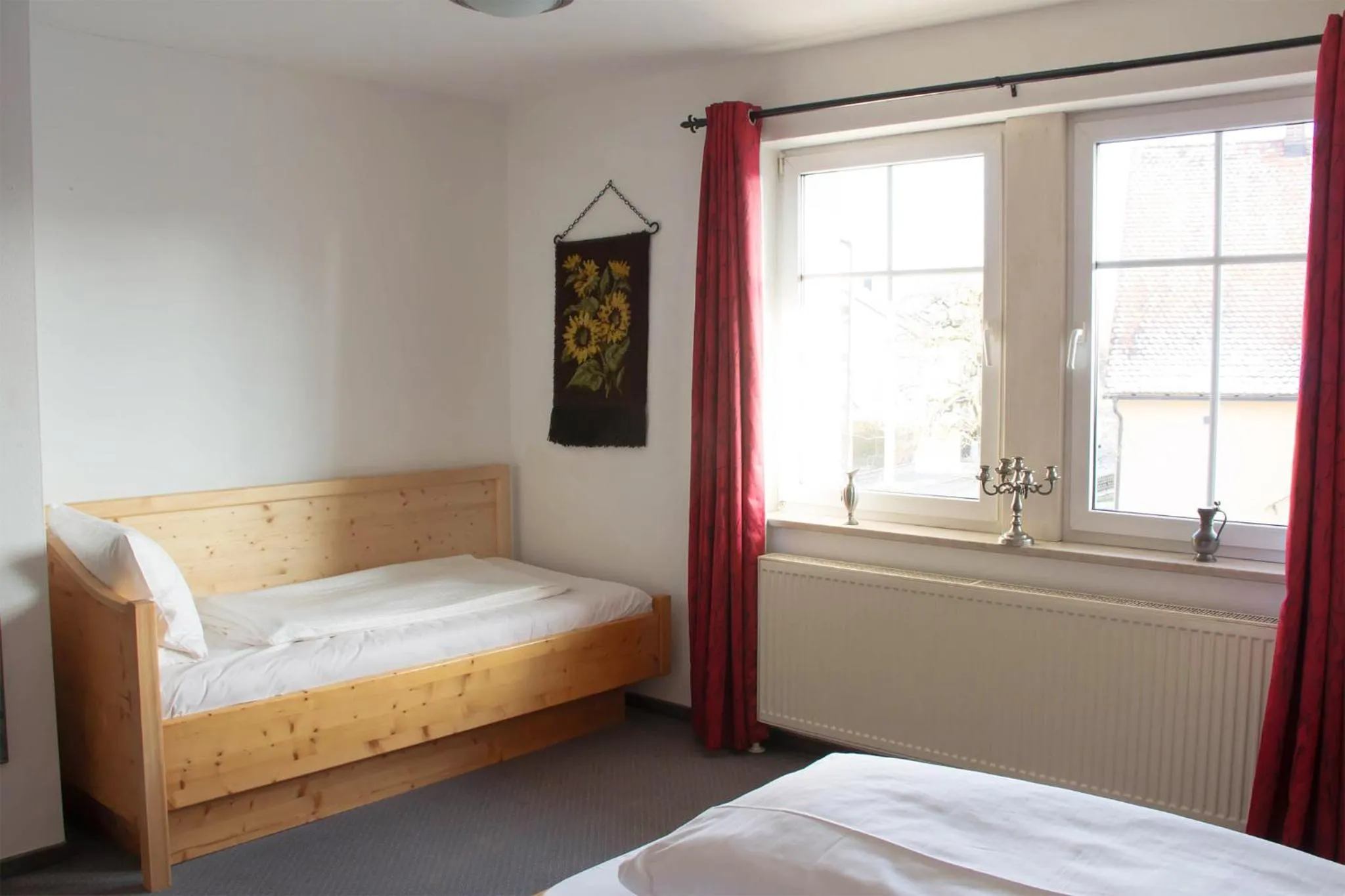 Photo of the whole room, Bed in Hotel Gasthof Weißer Löwe