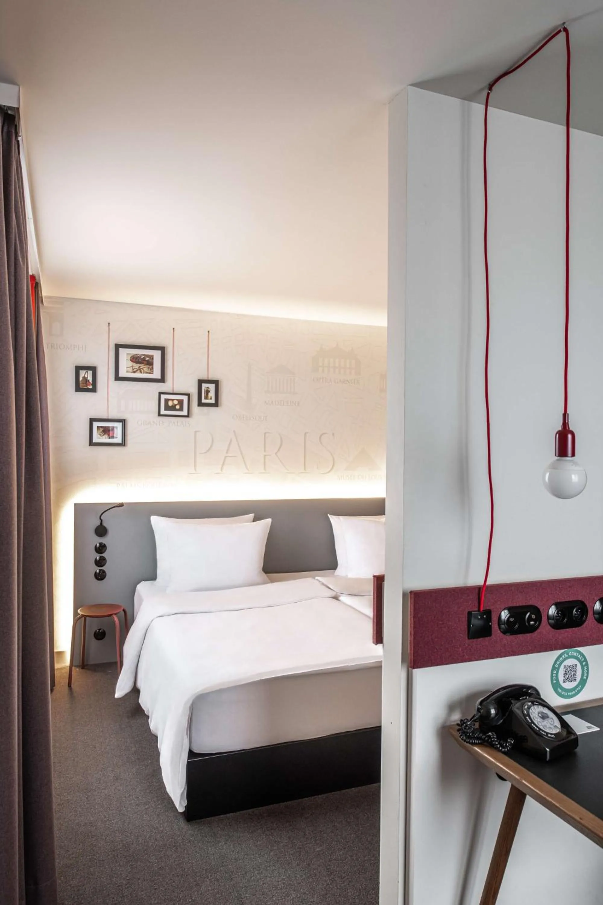 Bedroom, Bed in pentahotel Paris Charles de Gaulle