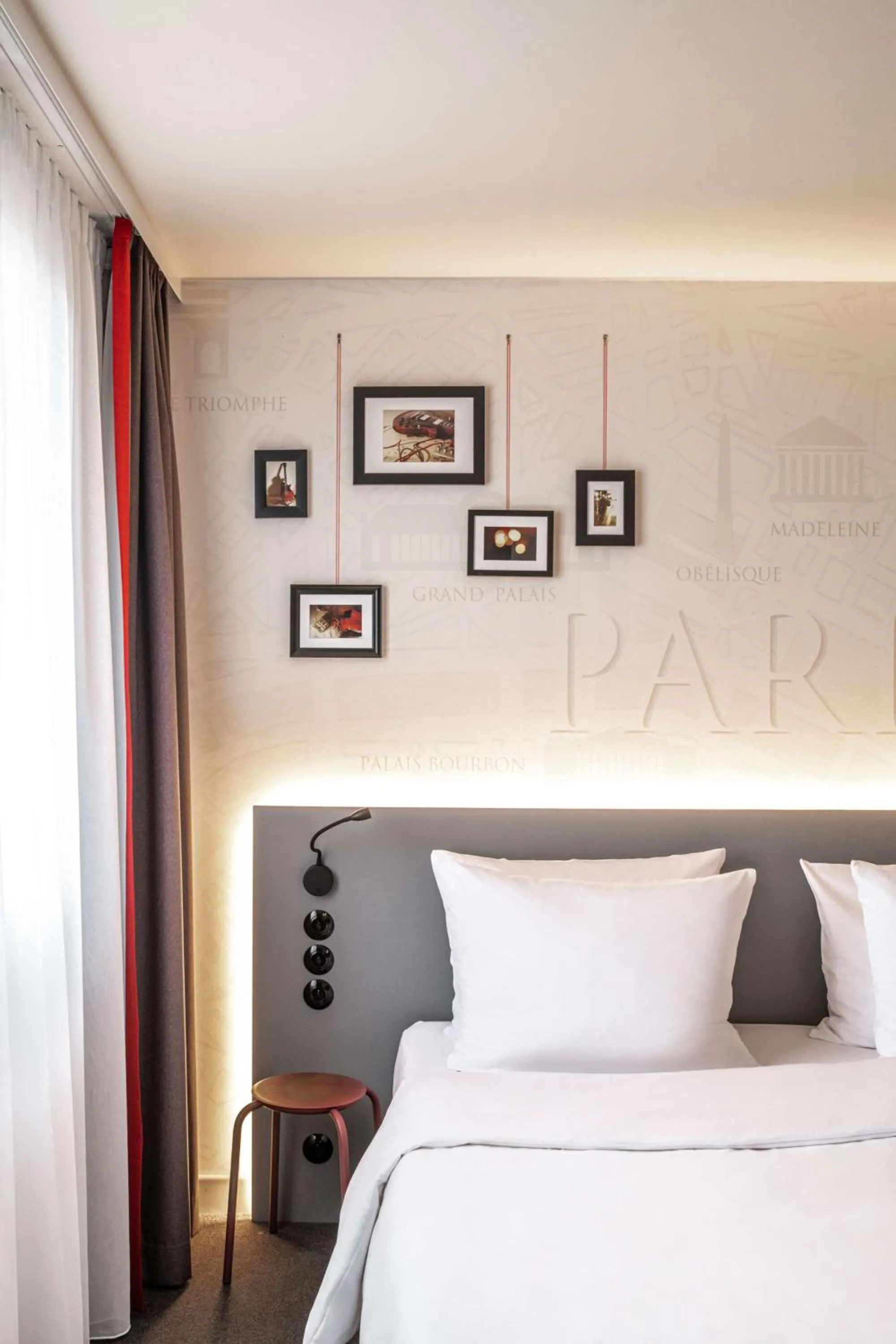 Other, Bed in pentahotel Paris Charles de Gaulle