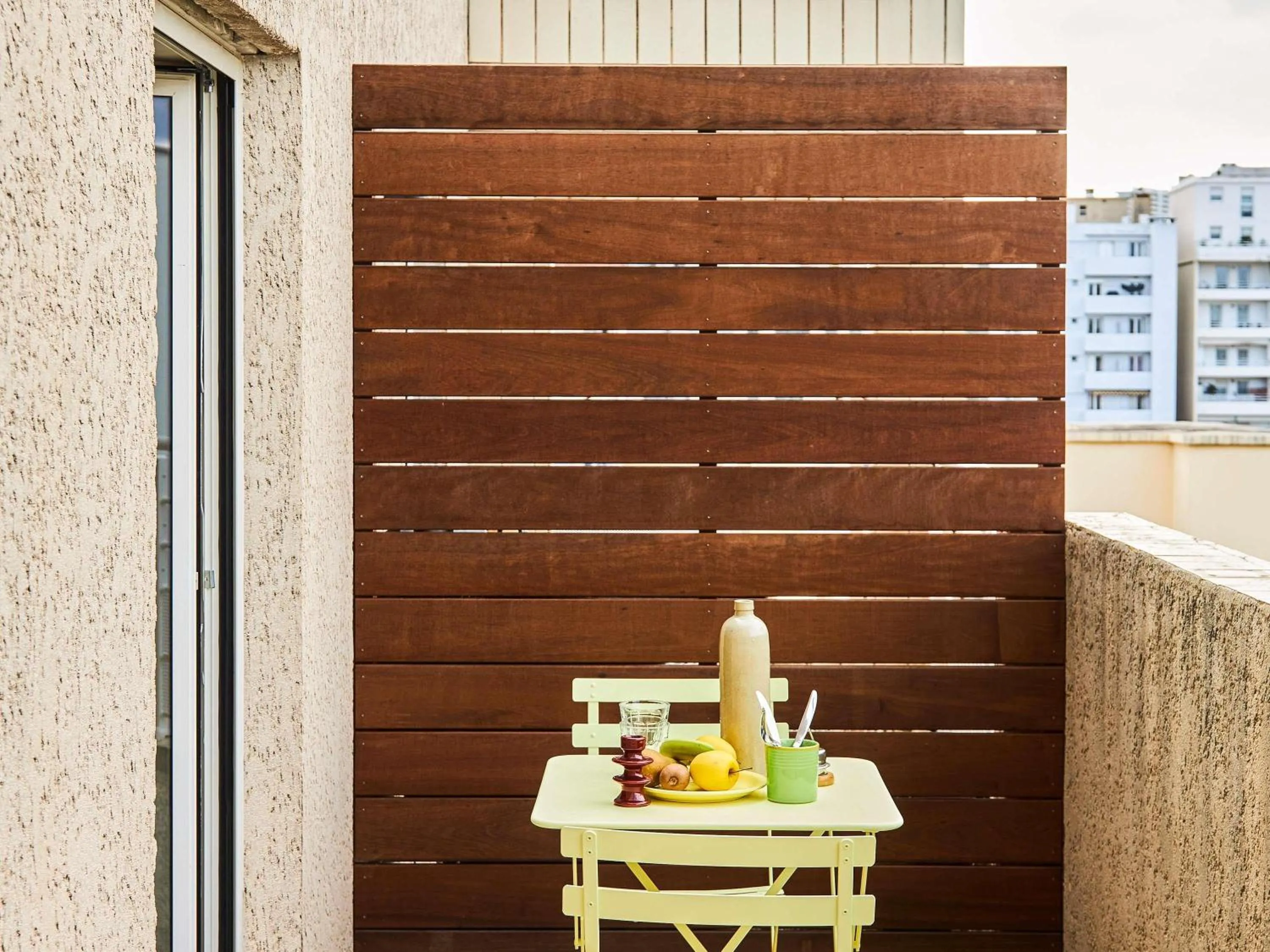 Bedroom in greet hotel Marseille Parc Chanot Velodrome