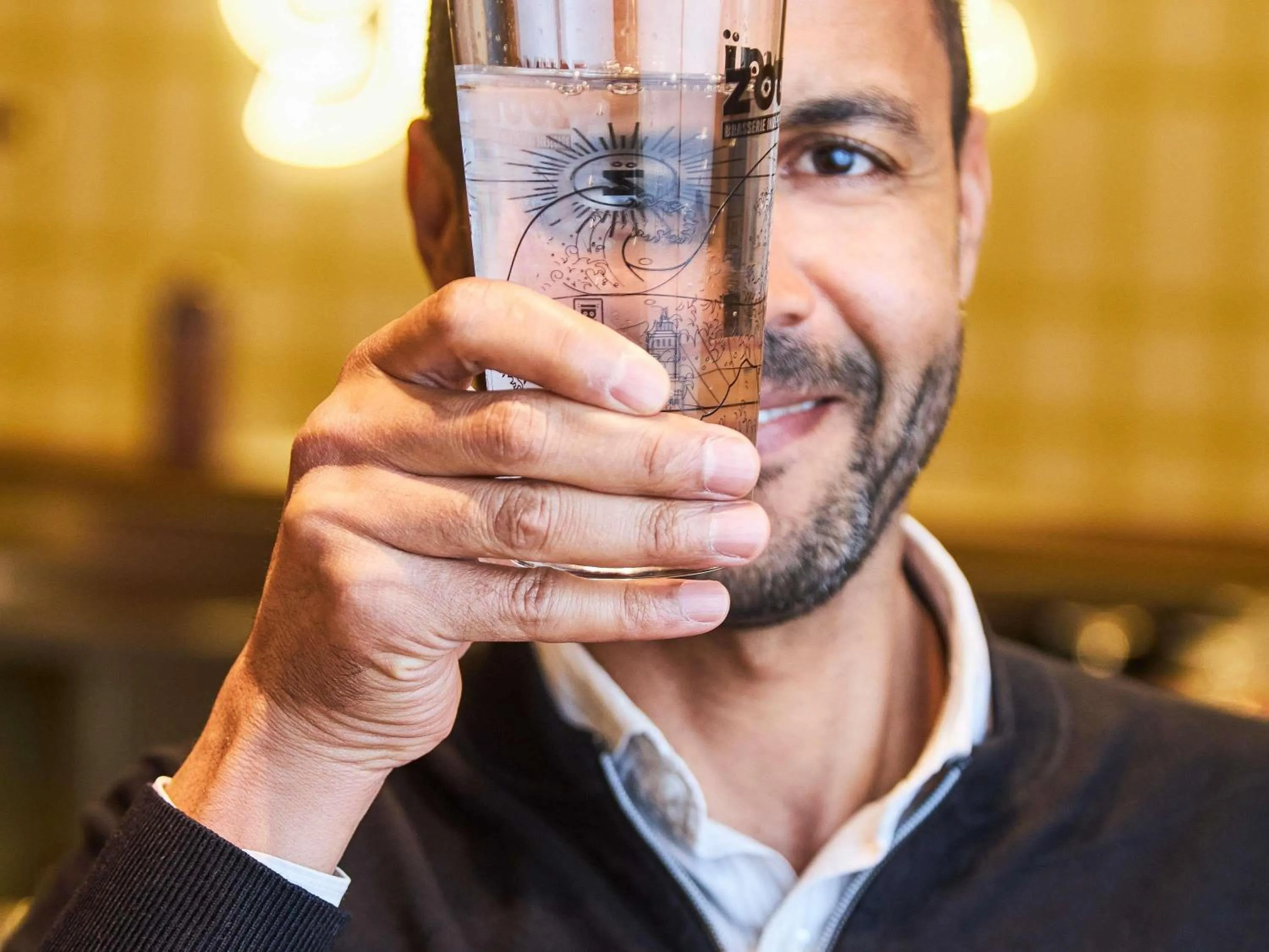 Lounge or bar in greet hotel Marseille Parc Chanot Velodrome