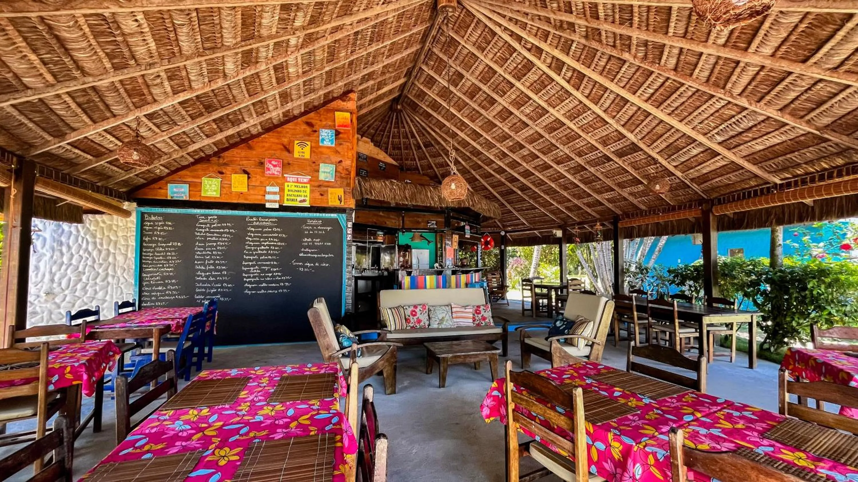 Restaurant/places to eat in Pousada Luar das Águas