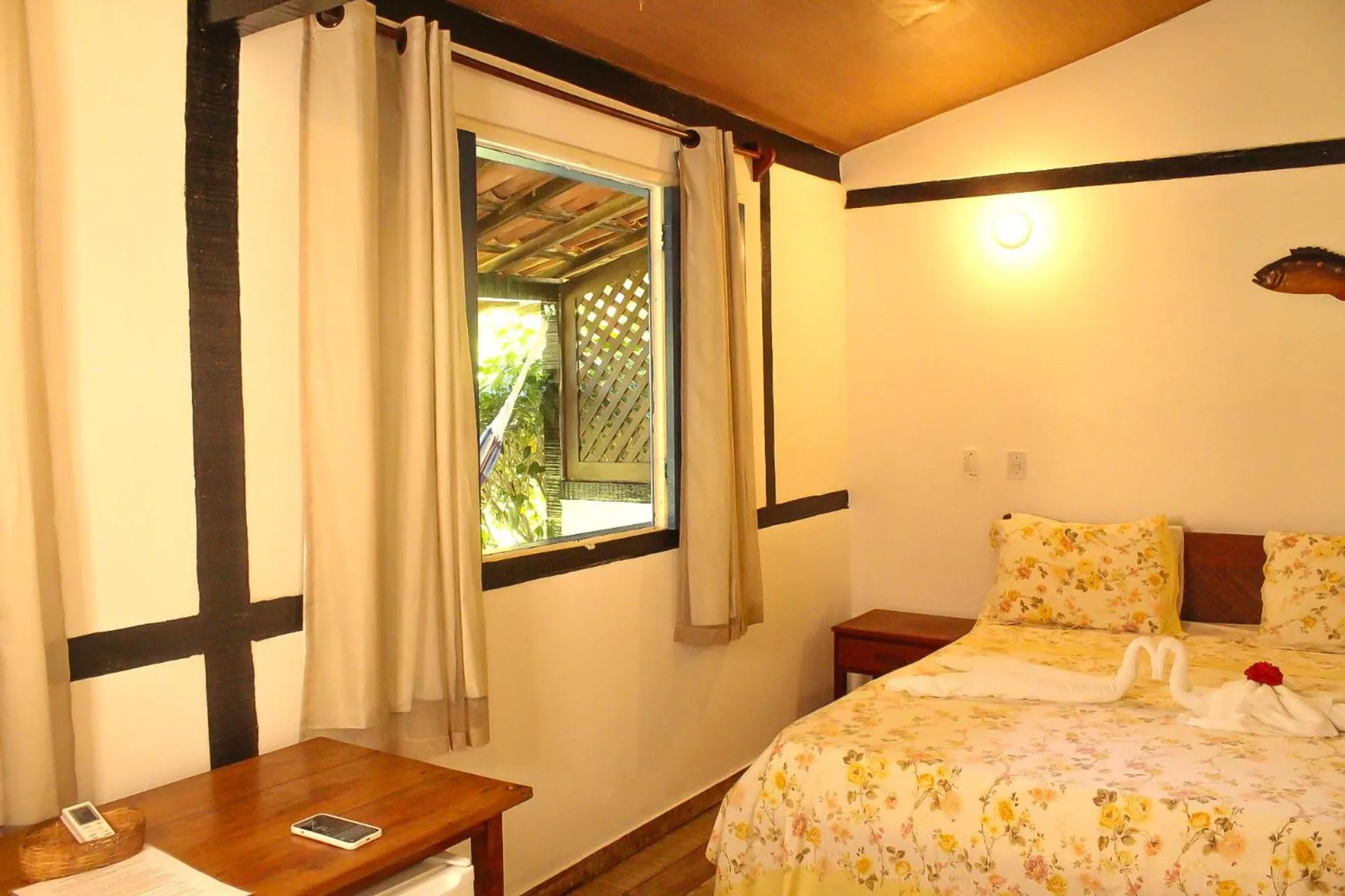 Photo of the whole room, Bed in Pousada Luar das Águas