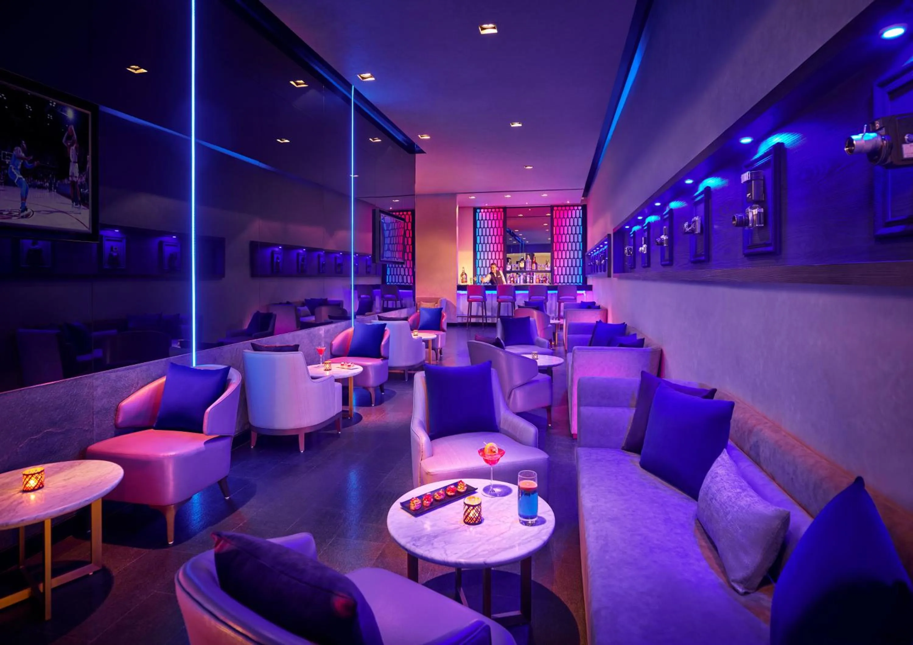 Lounge or bar in Vivanta Kolkata EM Bypass
