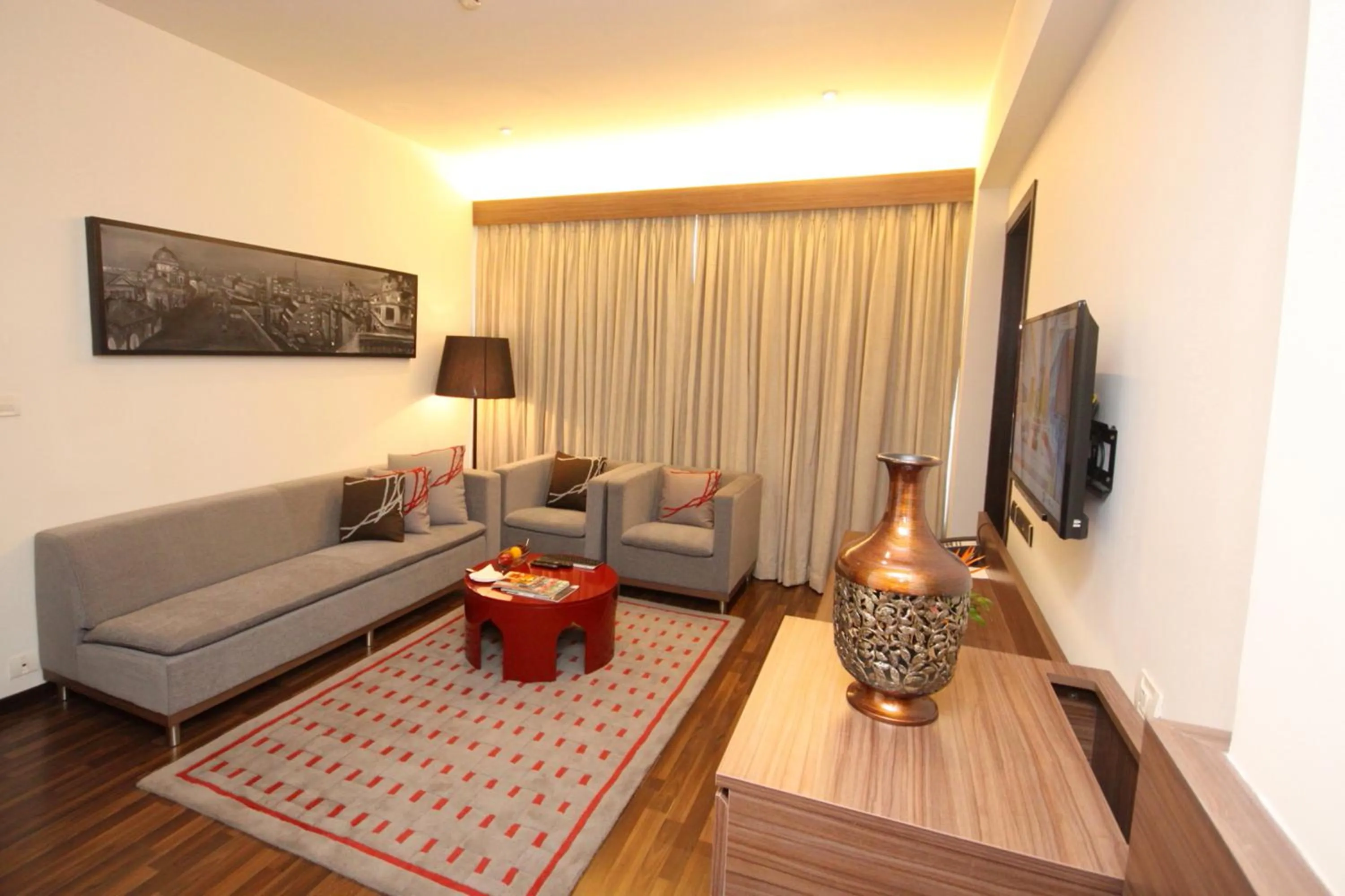 Seating area in Vivanta Kolkata EM Bypass