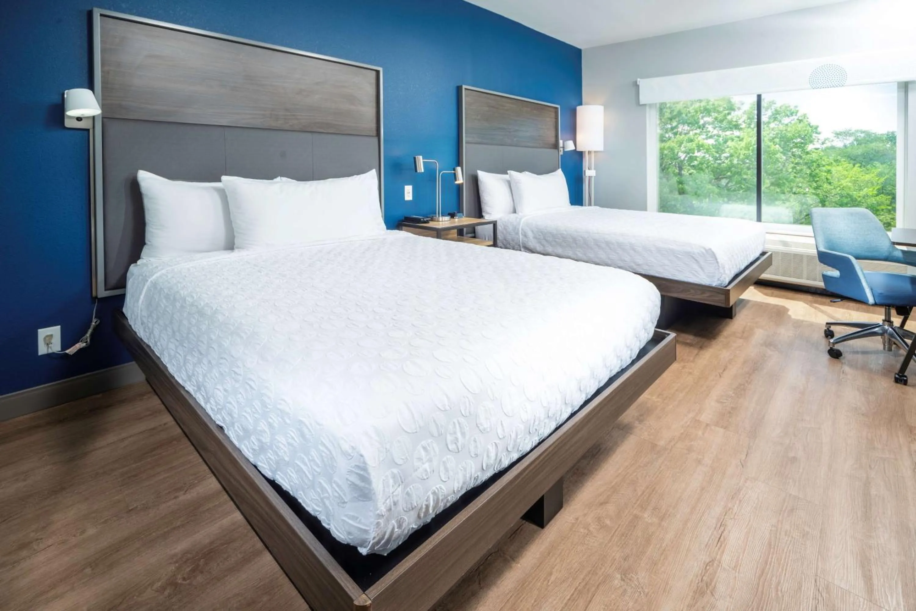 Bedroom, Bed in Tru By Hilton Minneapolis Mall of America