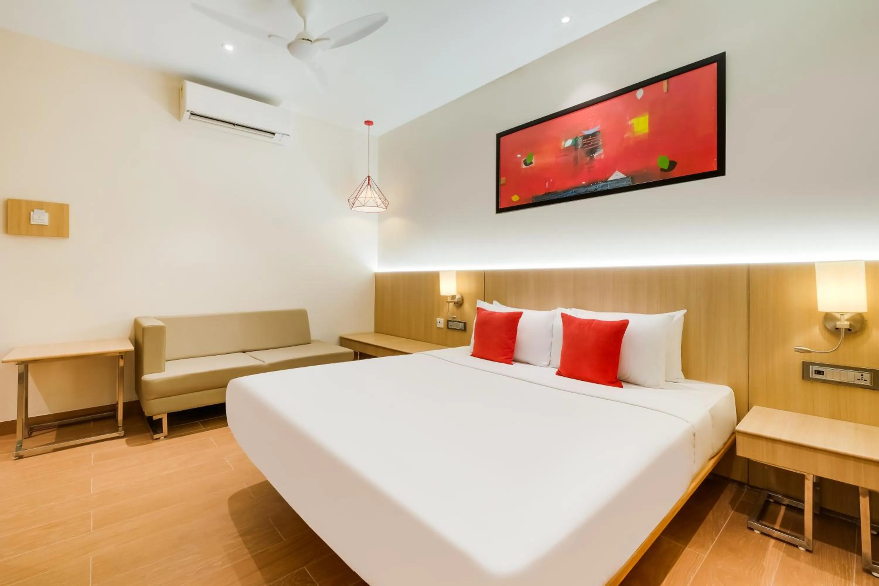 Bedroom, Bed in Red Fox by Lemon Tree Hotels, Vijayawada