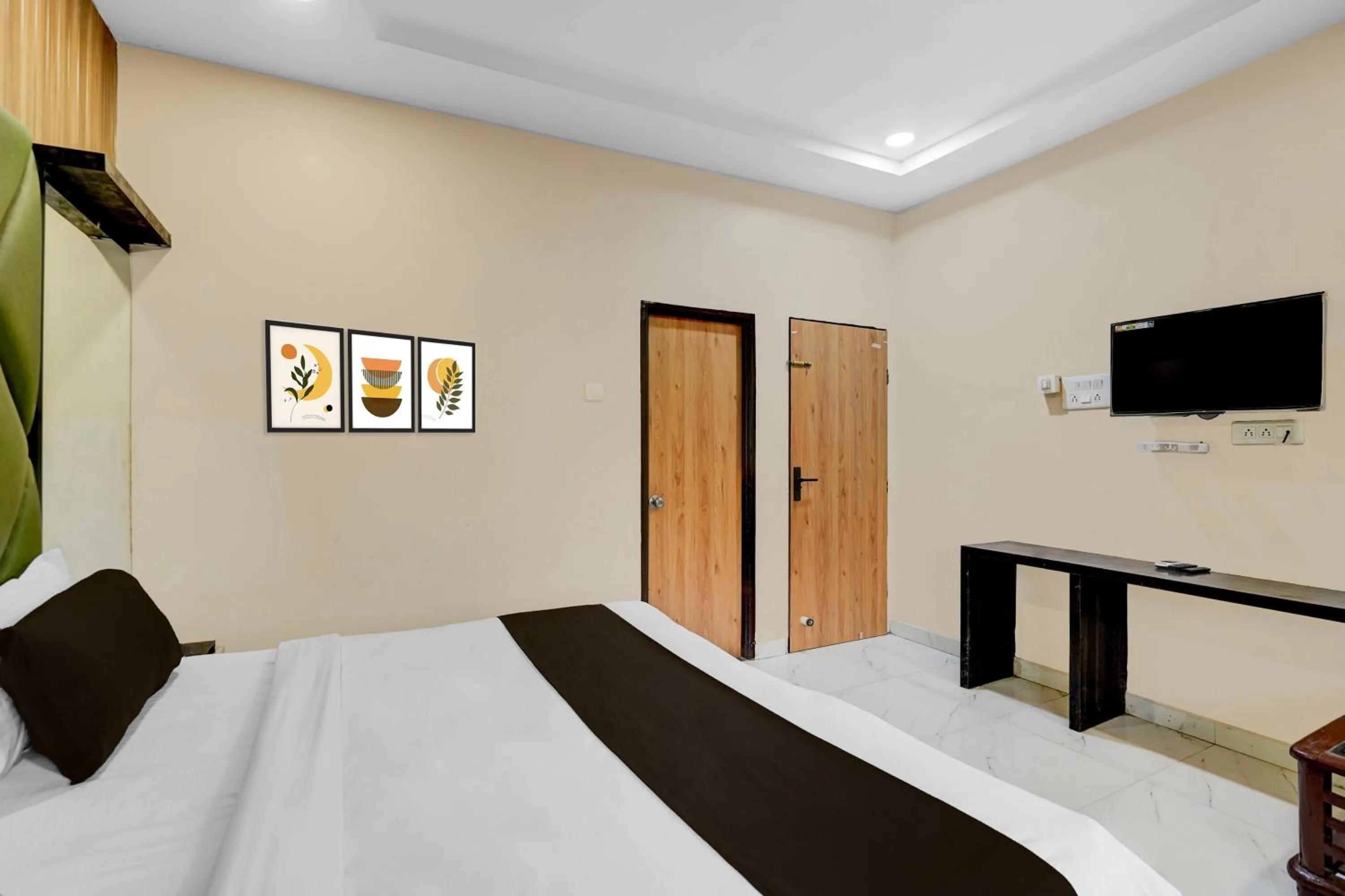 Bedroom in Hotel O Sonali