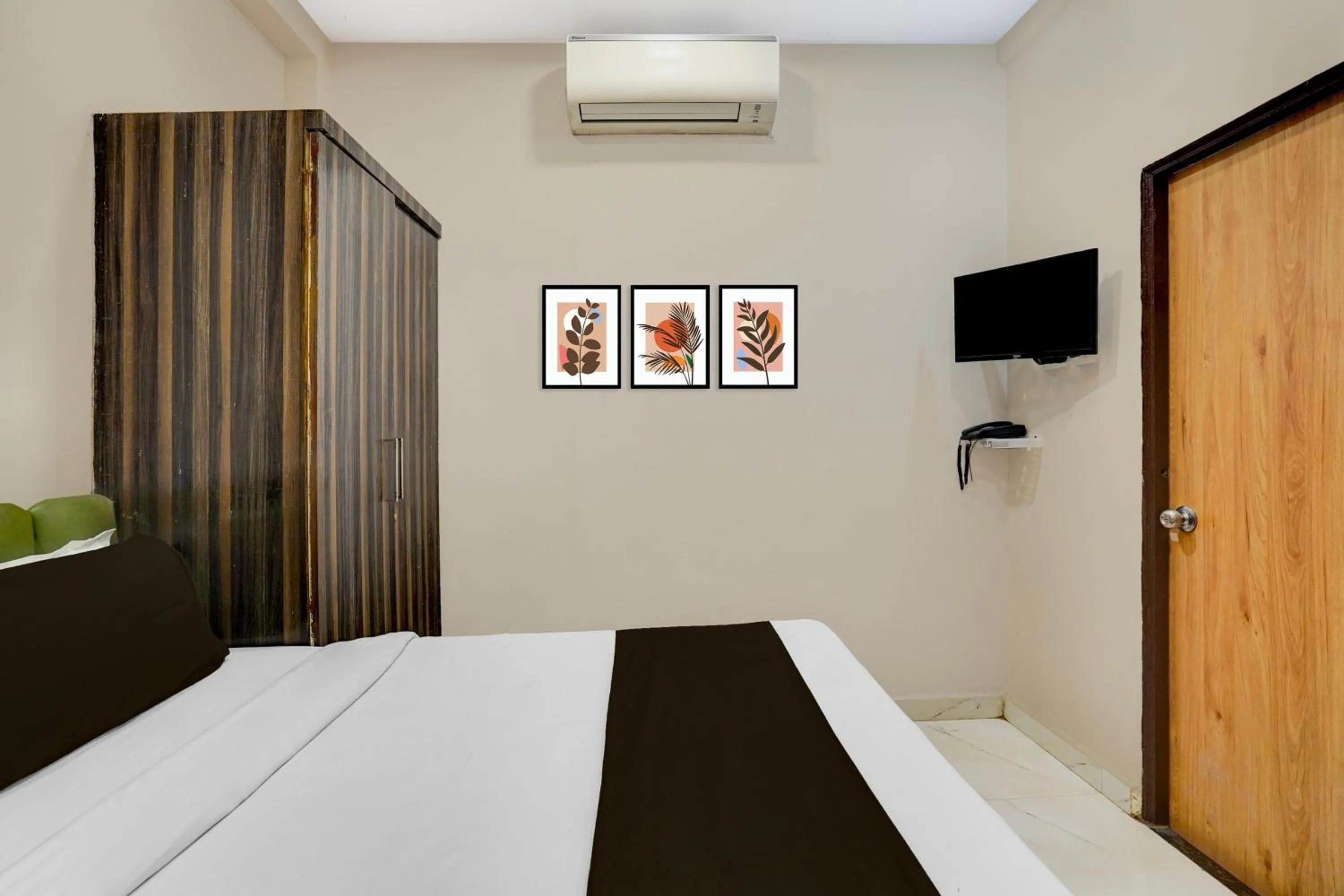 Bedroom in Hotel O Sonali