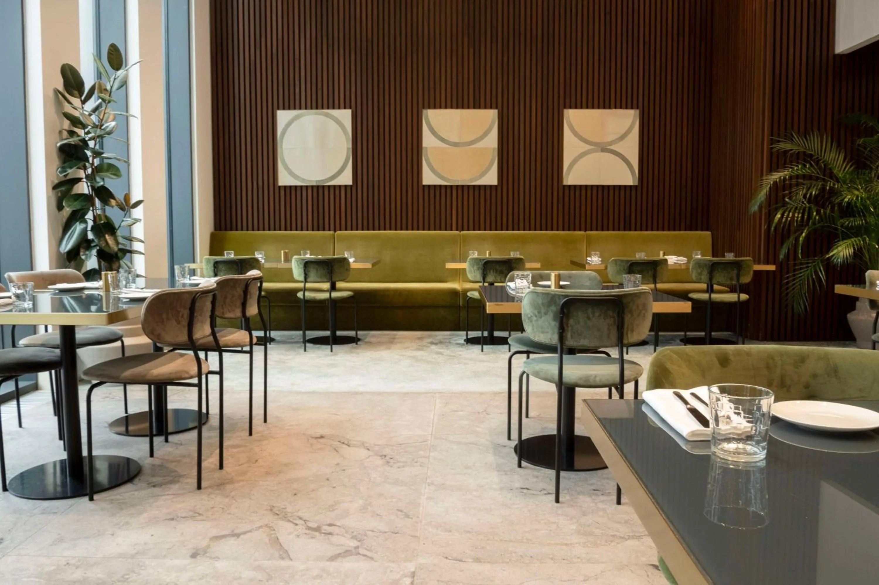 Restaurant/places to eat in Hilton Garden Inn Tbilisi Chavchavadze